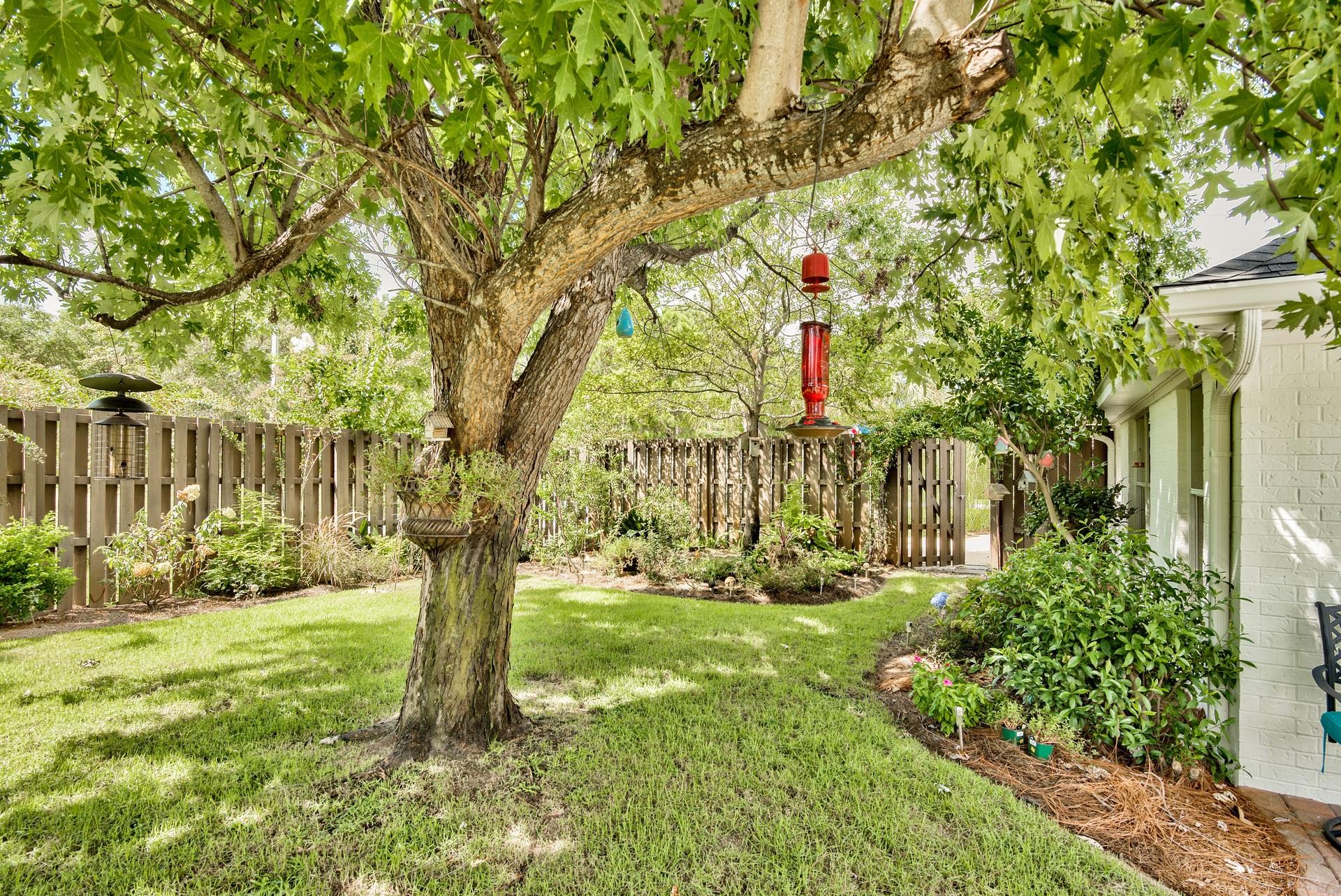 HOLIDAY SHORES ESTATES - Residential