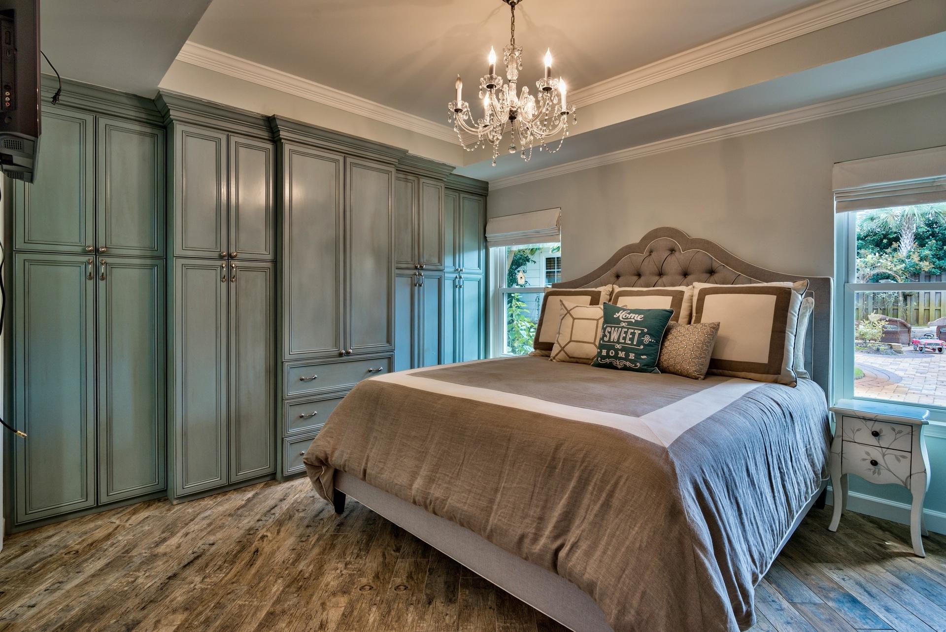 HOLIDAY SHORES ESTATES - Residential