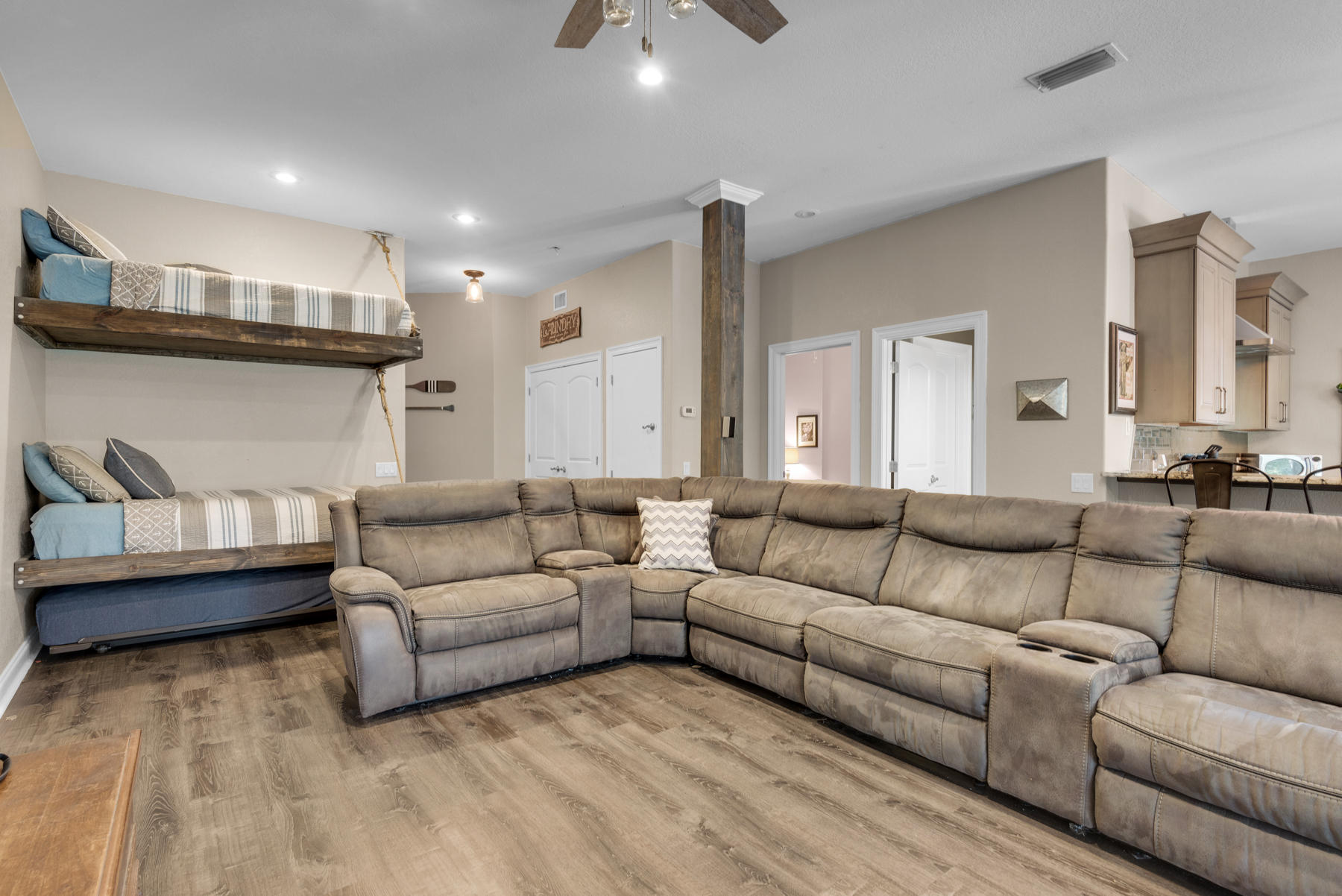 MOONEYS NORTH S/D - Residential