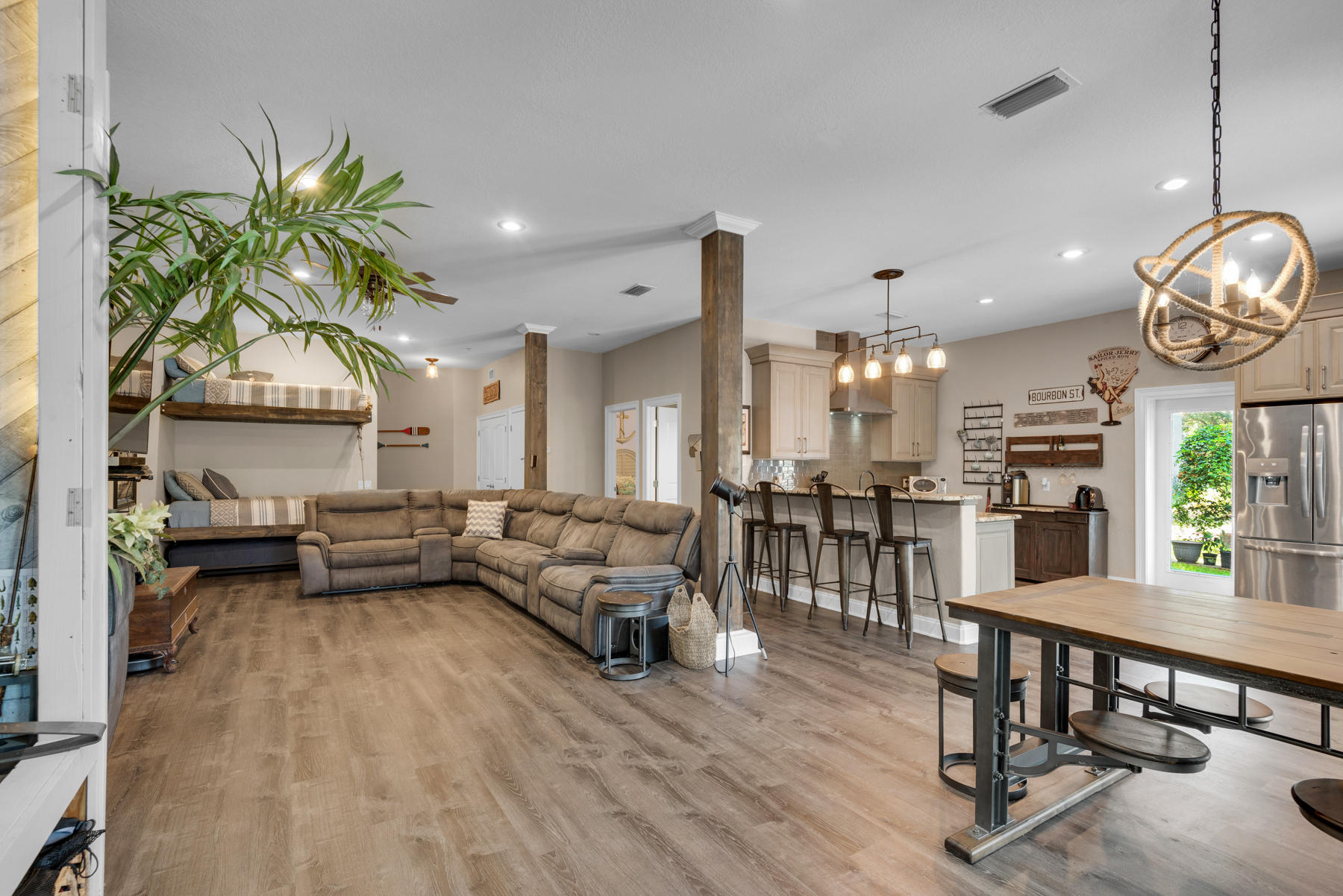 MOONEYS NORTH S/D - Residential