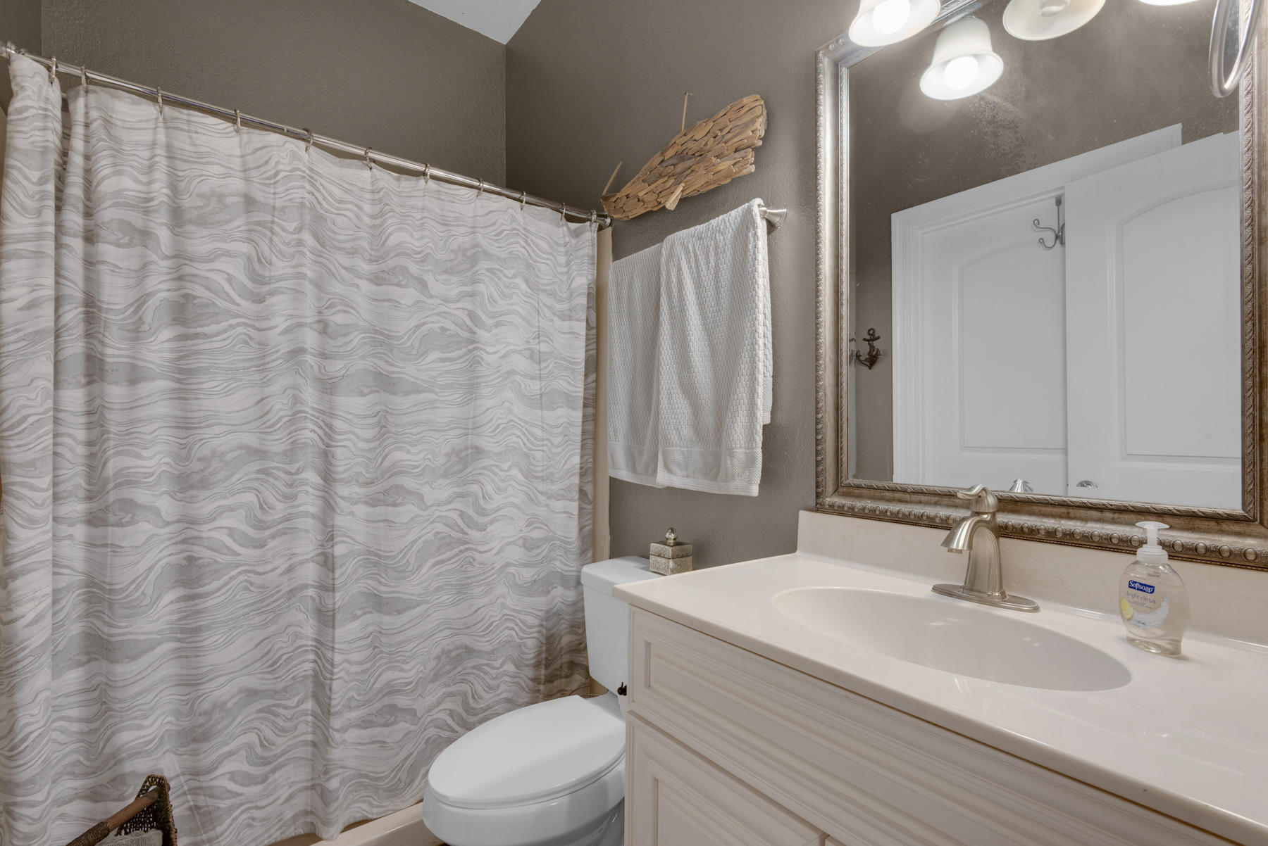 MOONEYS NORTH S/D - Residential
