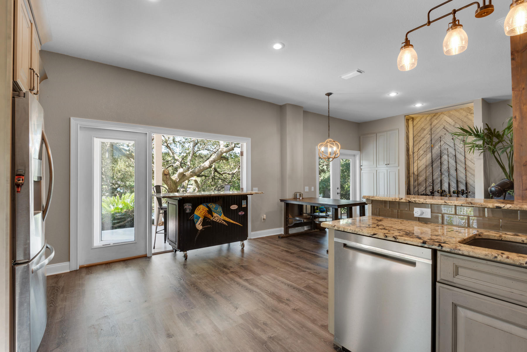 MOONEYS NORTH S/D - Residential