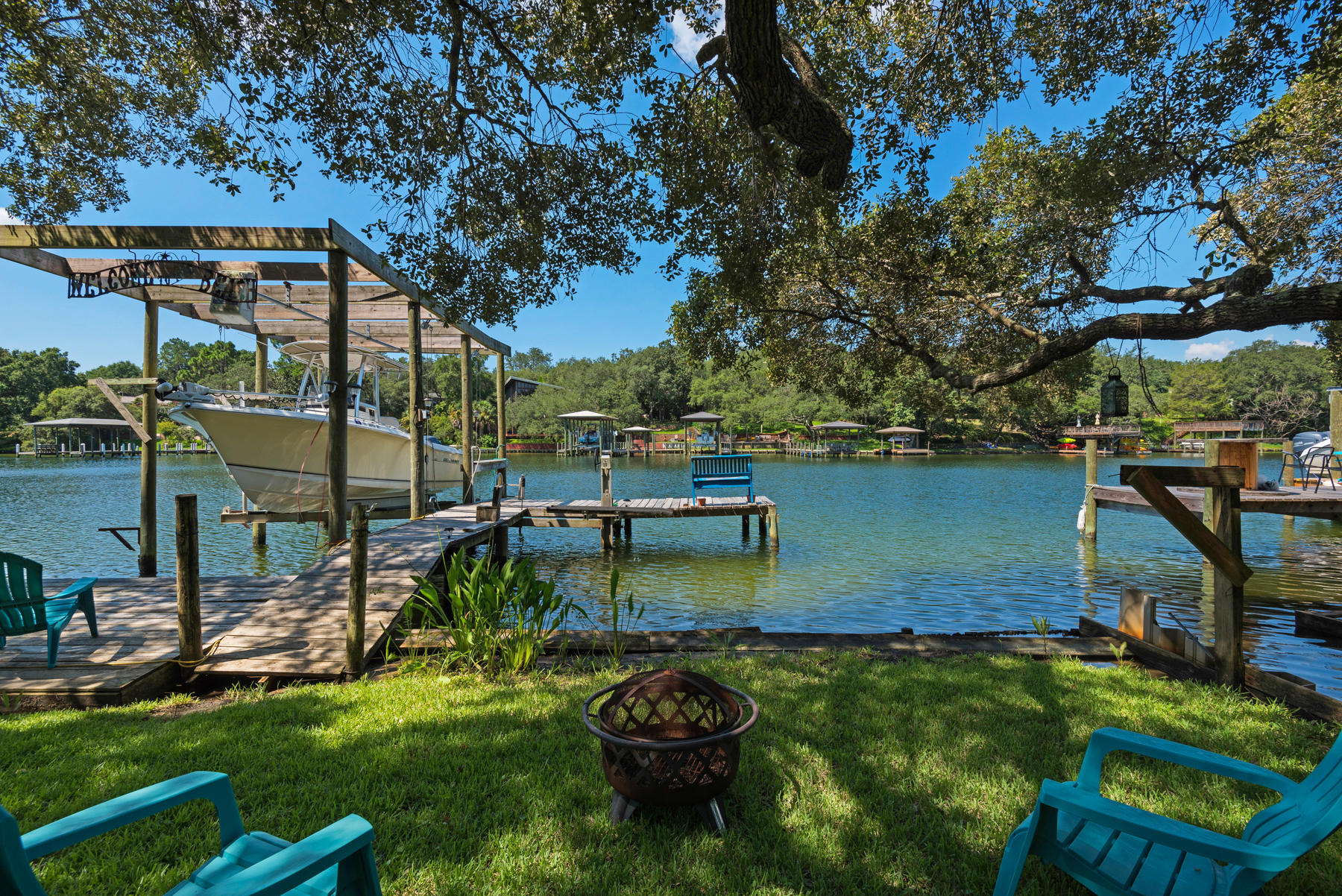 MOONEYS NORTH S/D - Residential