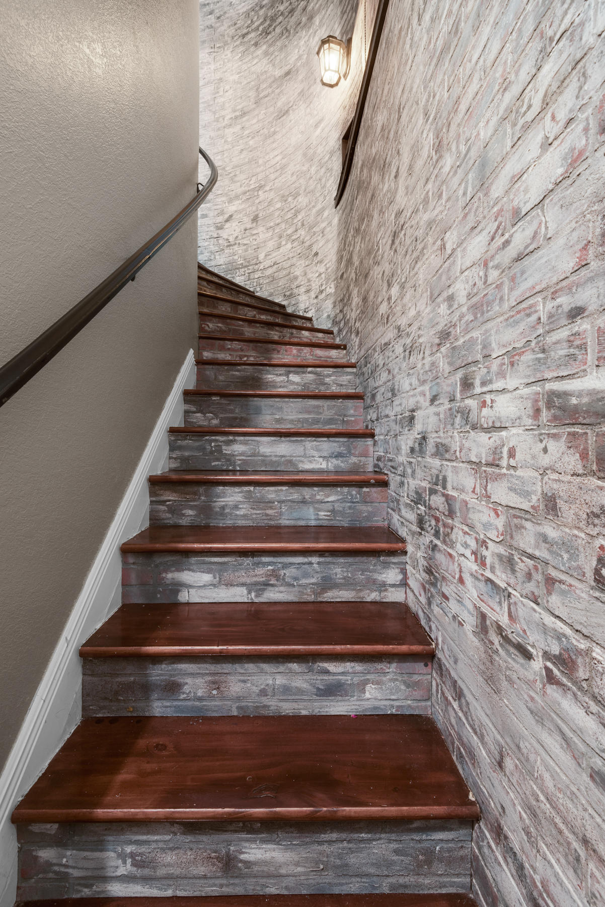 MOONEYS NORTH S/D - Residential