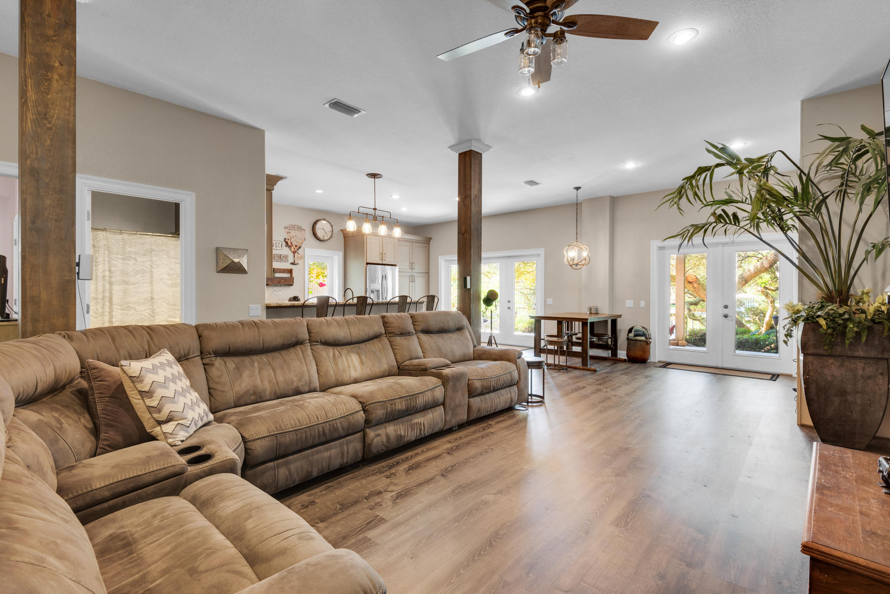 MOONEYS NORTH S/D - Residential