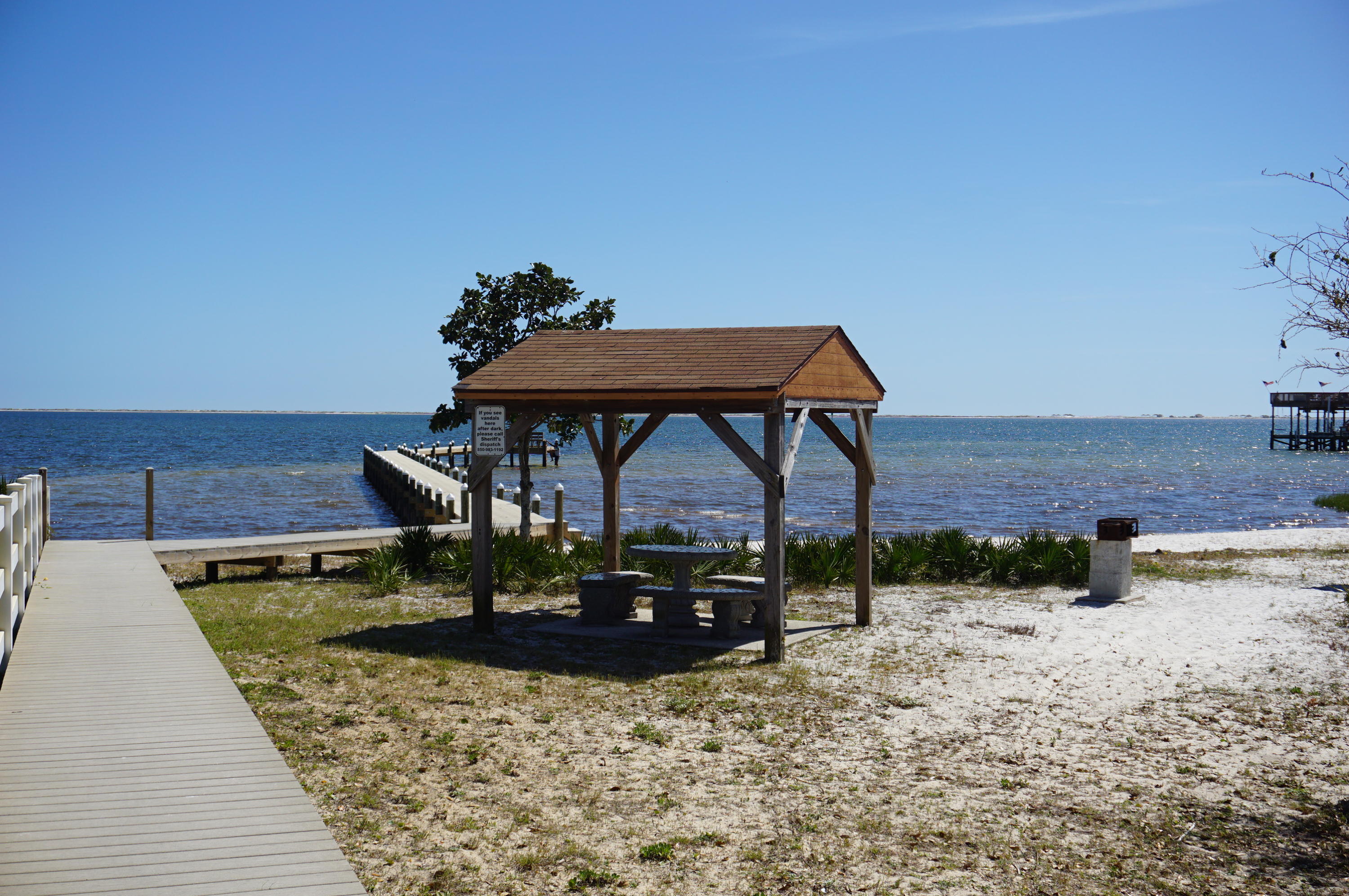 LIGHTHOUSE POINTE - Residential Lease