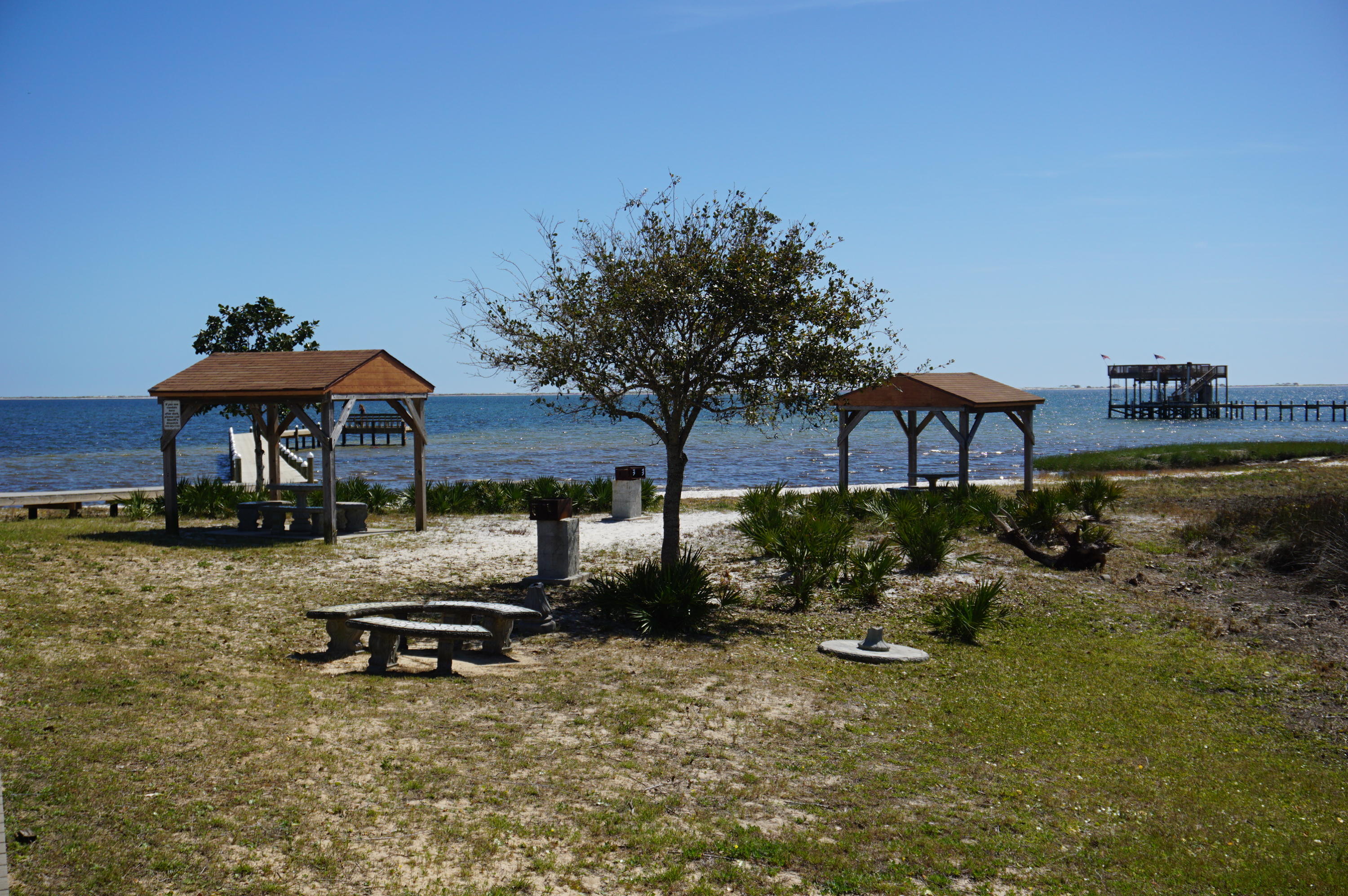 LIGHTHOUSE POINTE - Residential Lease