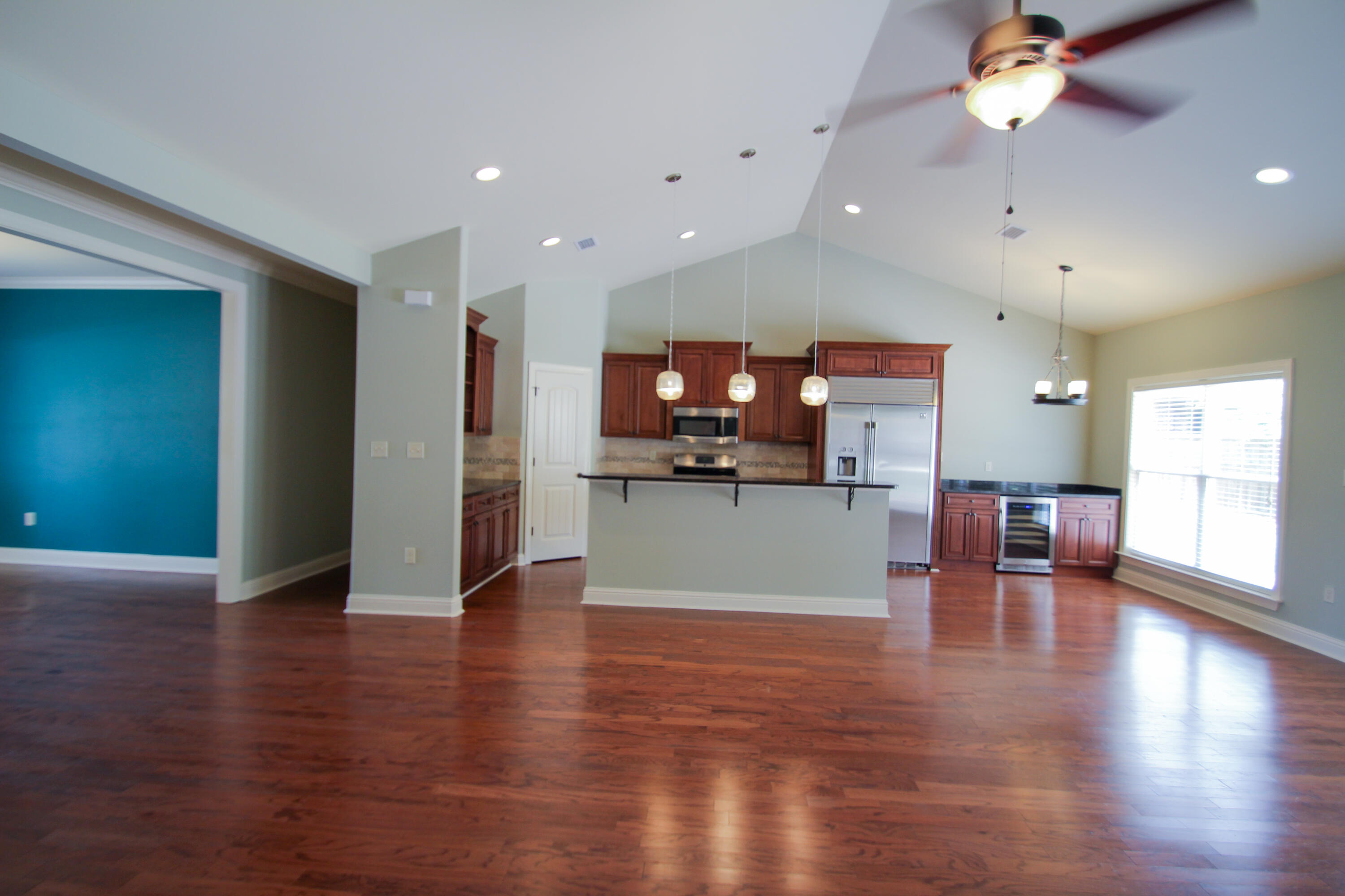 HAMMOCK BAY - Residential