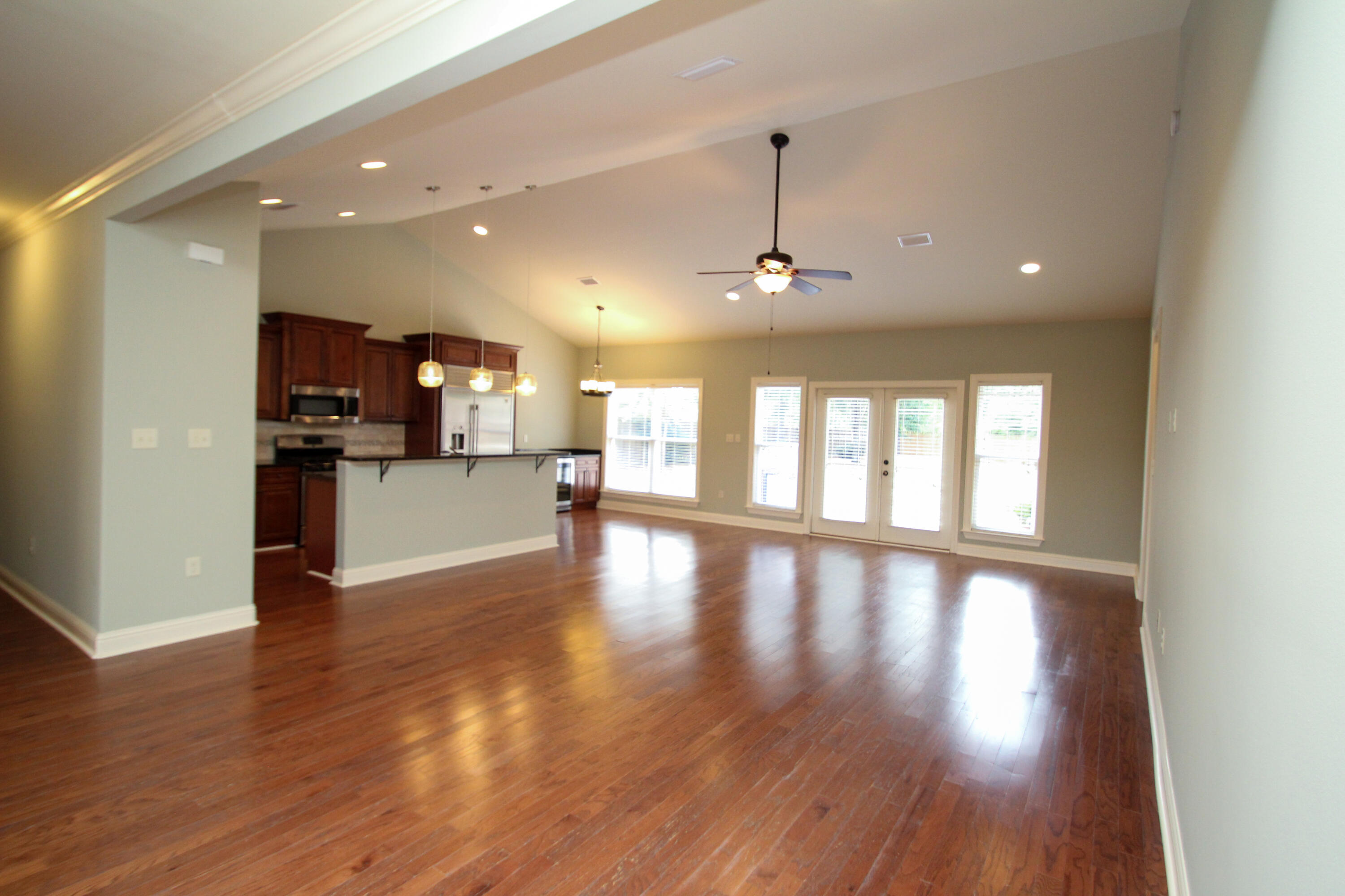 HAMMOCK BAY - Residential