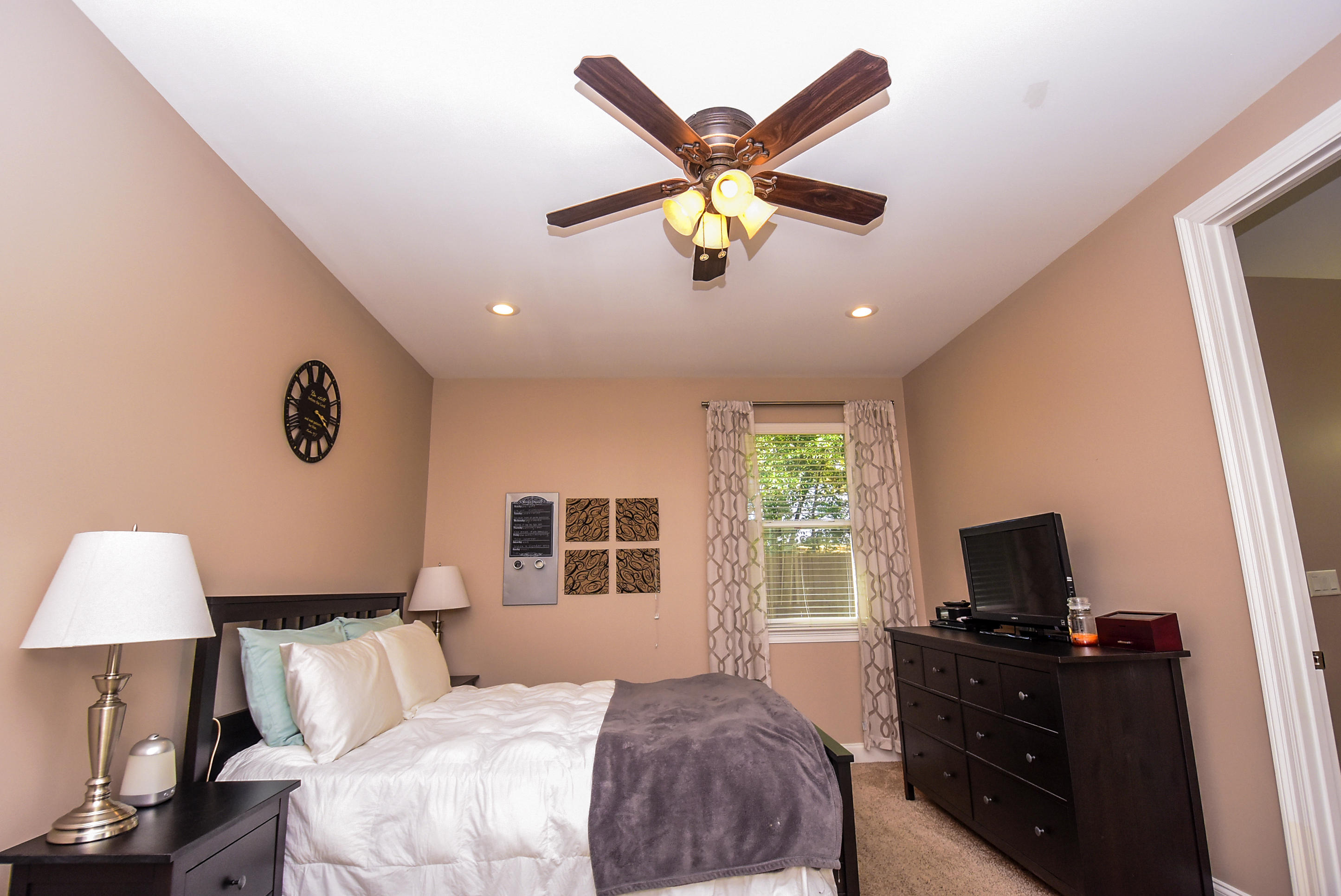 Arrowhead Way - Residential