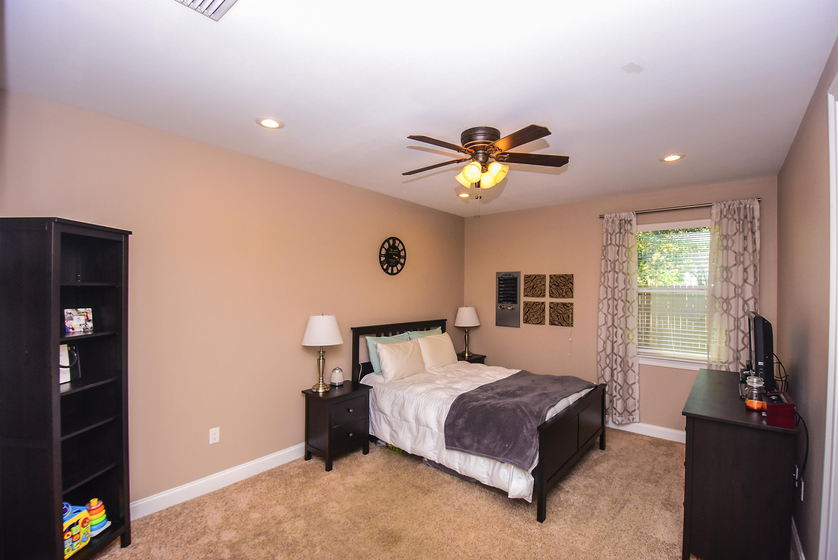Arrowhead Way - Residential