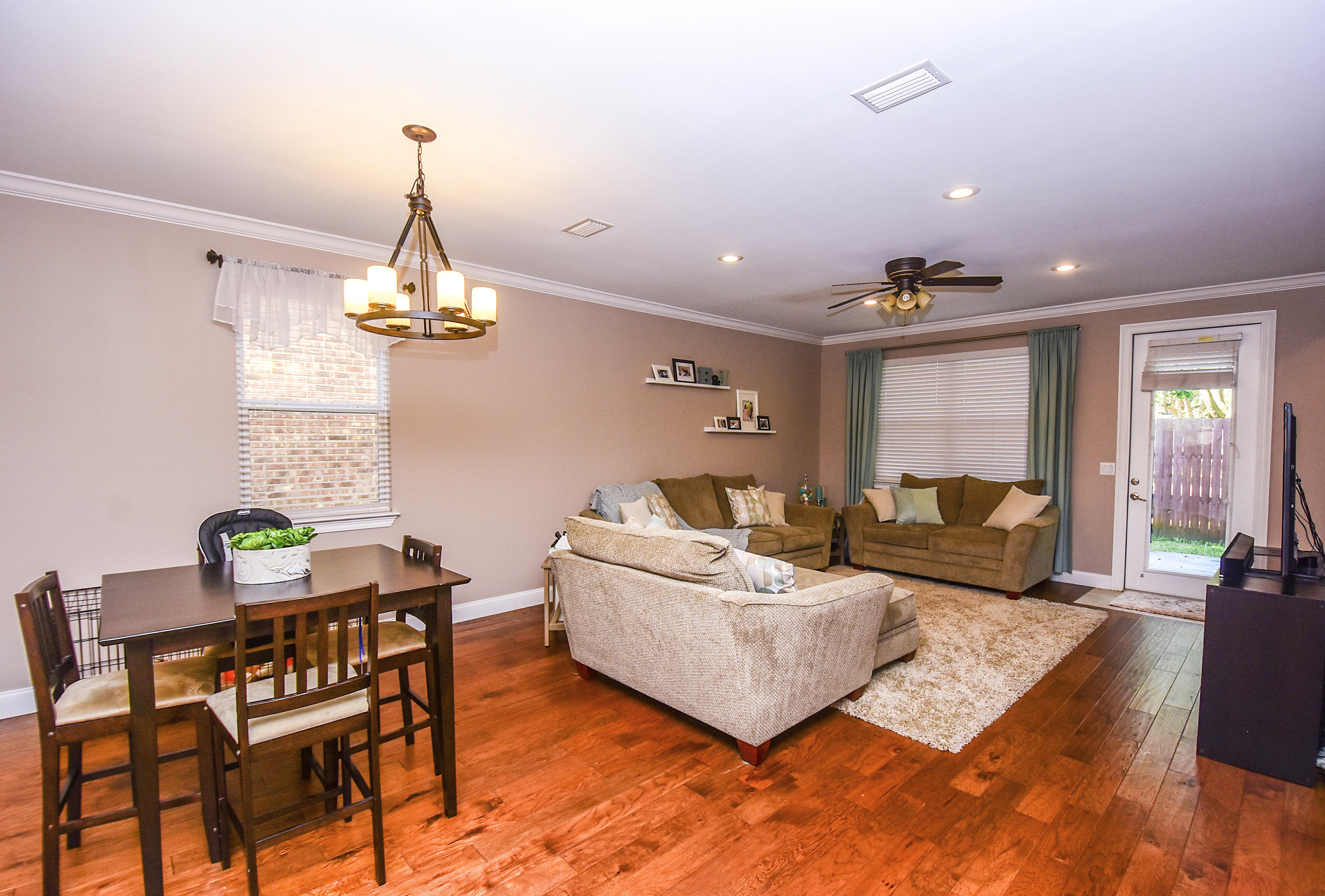 Arrowhead Way - Residential
