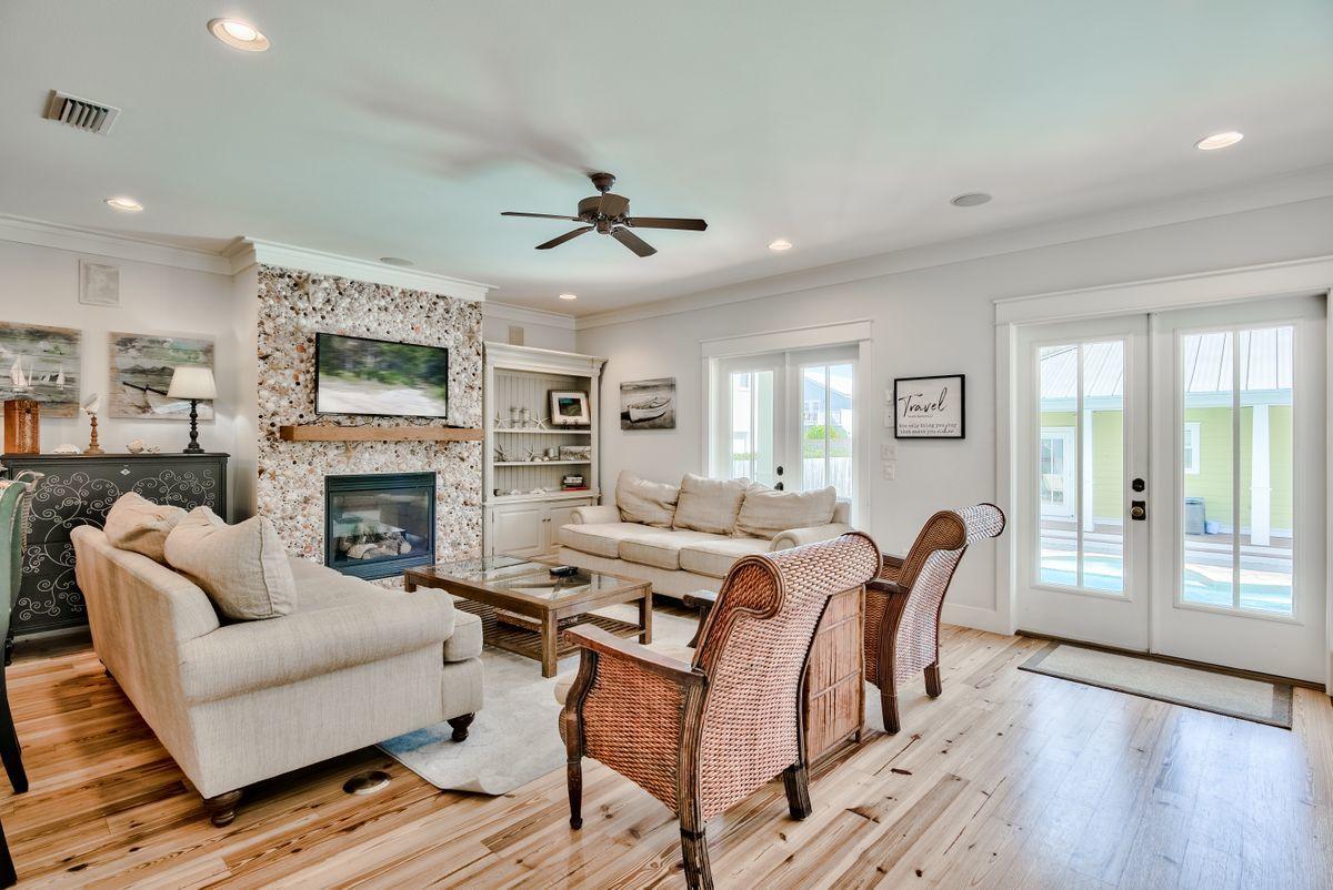 CRYSTAL BEACH - Residential