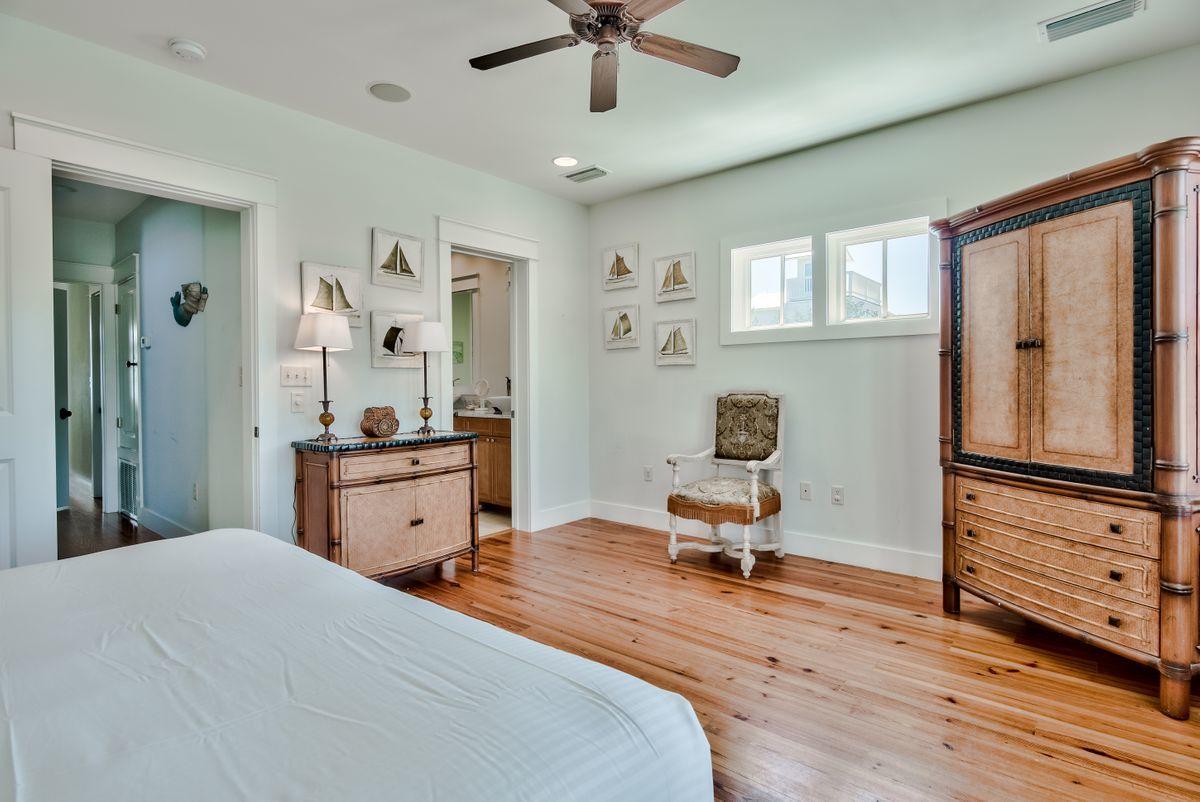 CRYSTAL BEACH - Residential