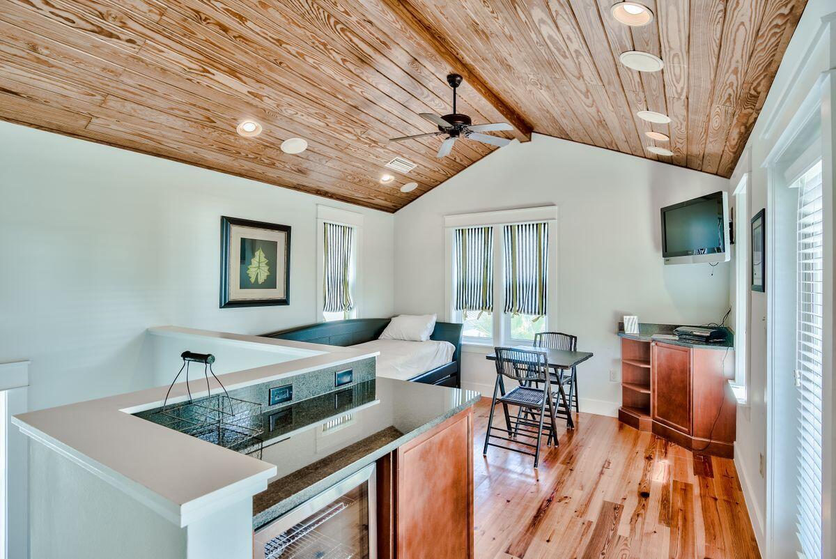CRYSTAL BEACH - Residential