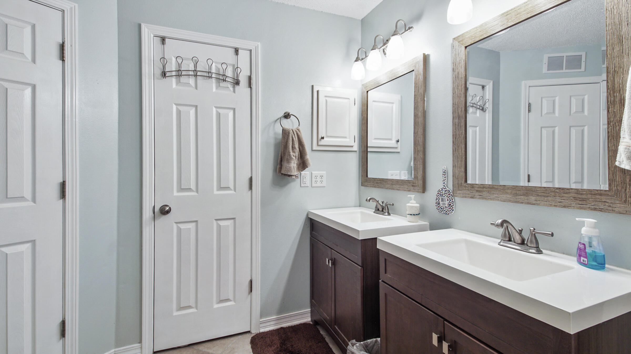 CHEROKEE BEND S/D PH 2 - Residential