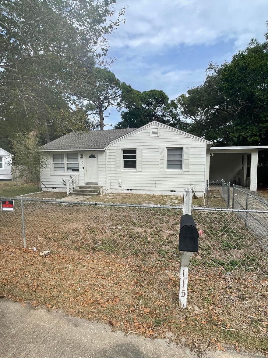 Check this new 3 bedroom listing out! Roof 1 year old, .28 acre lot. Home has potential as a primary home or rental property. Conveinent to Downtown FWB. Enjoy restaurants, shopping, & venders. Well sized yard is flexible space maybe for a pool, storage building, garden ect. Just 2 miles from Okaloosa Island! Come see this 3 bedroom home for yourself.