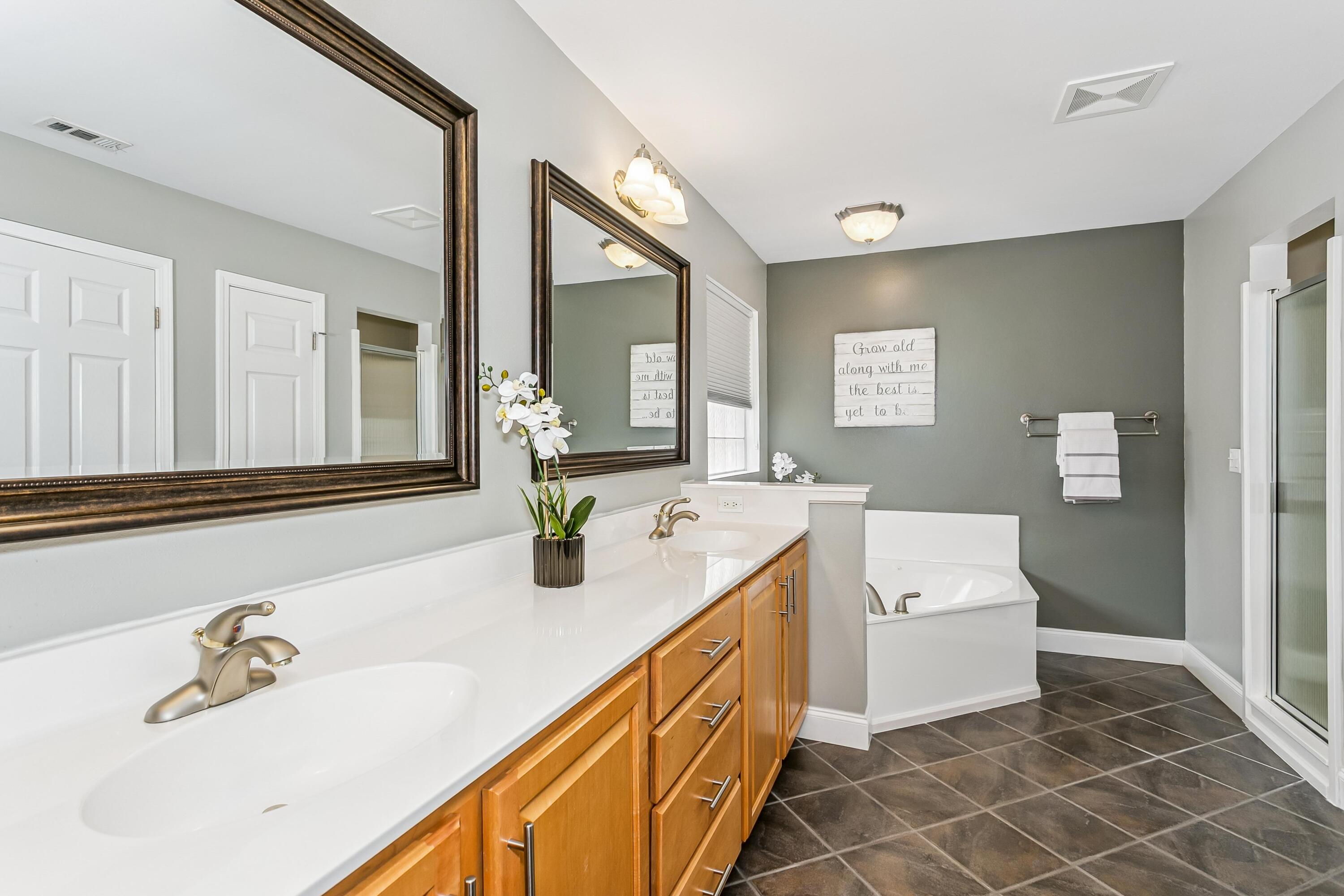 ROCKY BAYOU ESTATES 15 - Residential