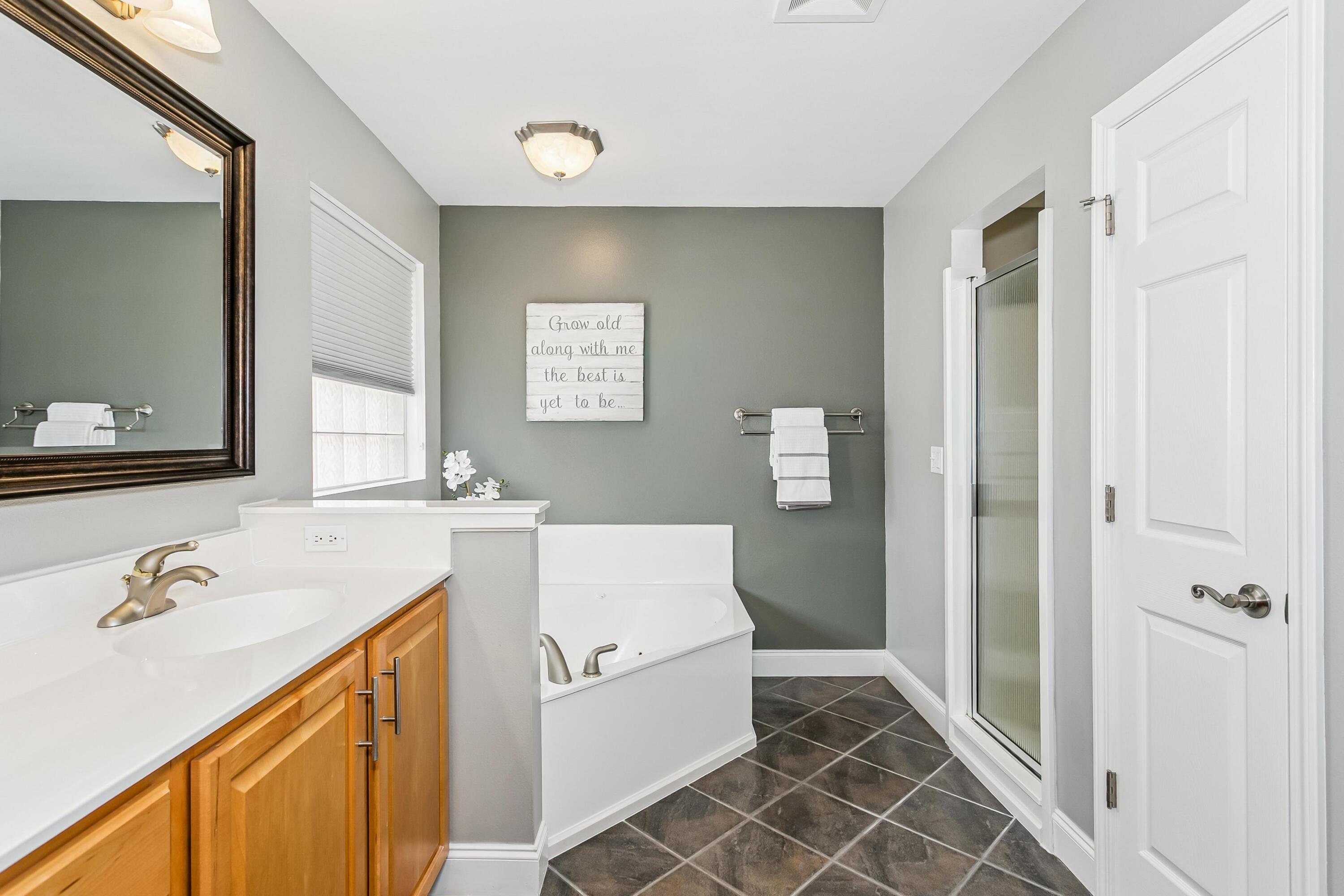 ROCKY BAYOU ESTATES 15 - Residential