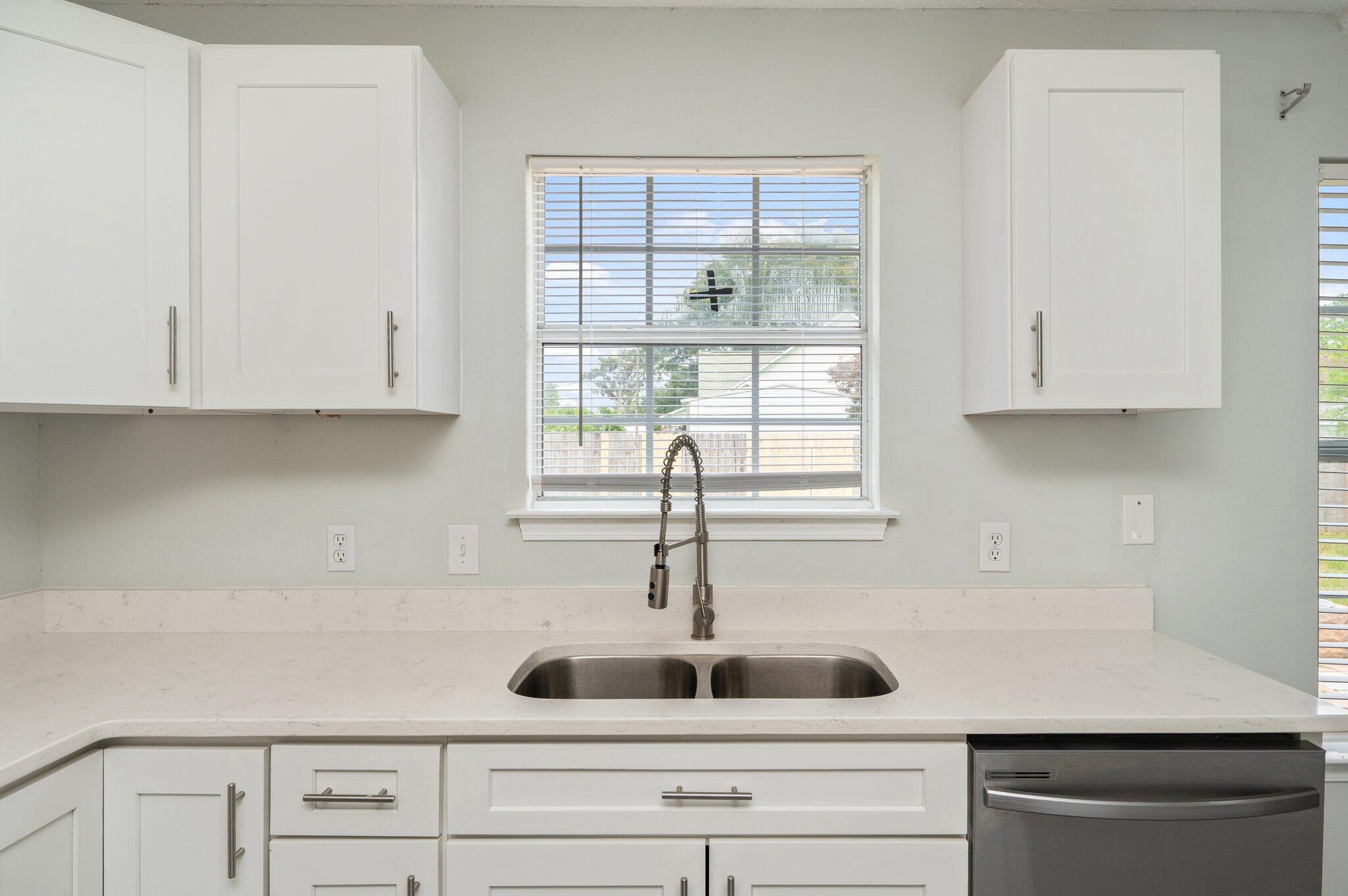 CARDINAL ESTATES - Residential