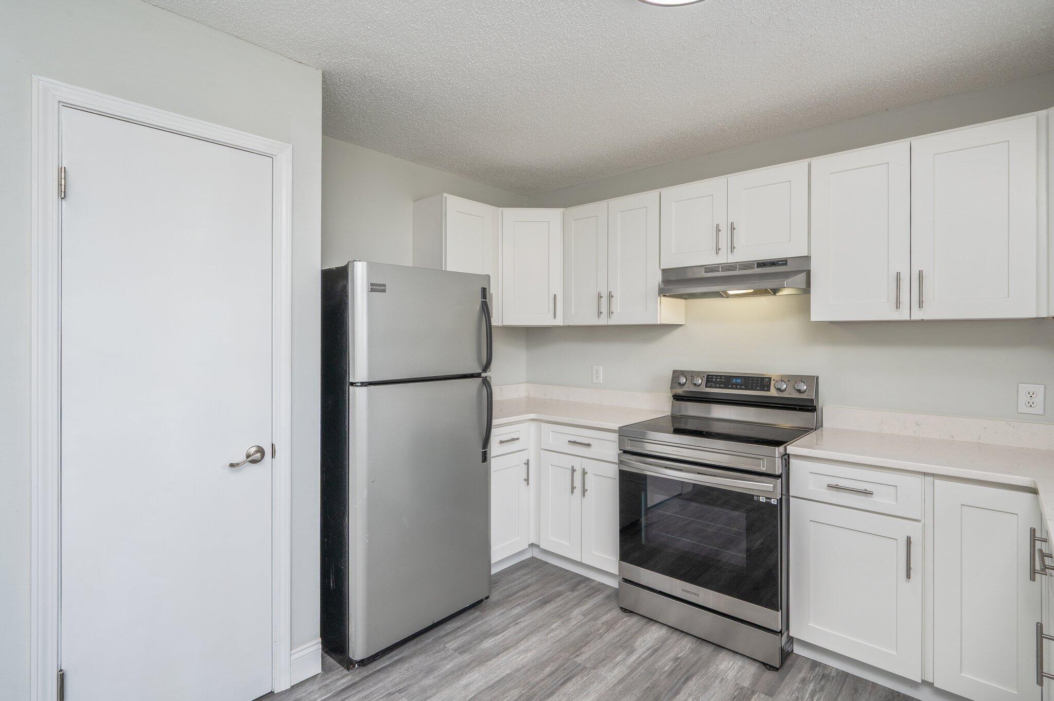 CARDINAL ESTATES - Residential