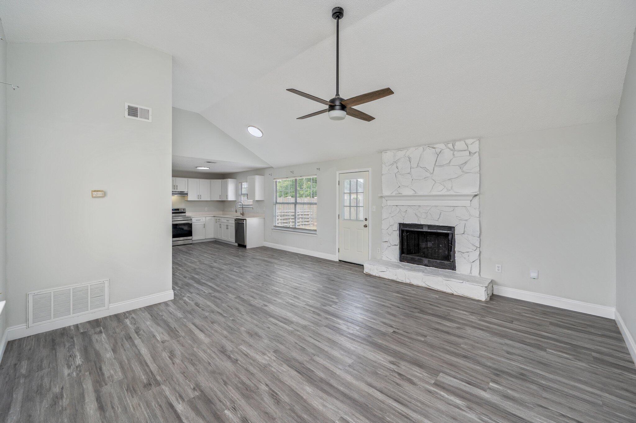 CARDINAL ESTATES - Residential