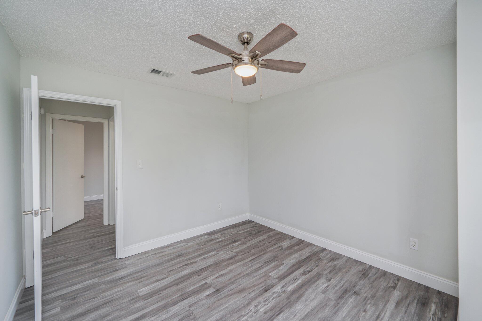 CARDINAL ESTATES - Residential