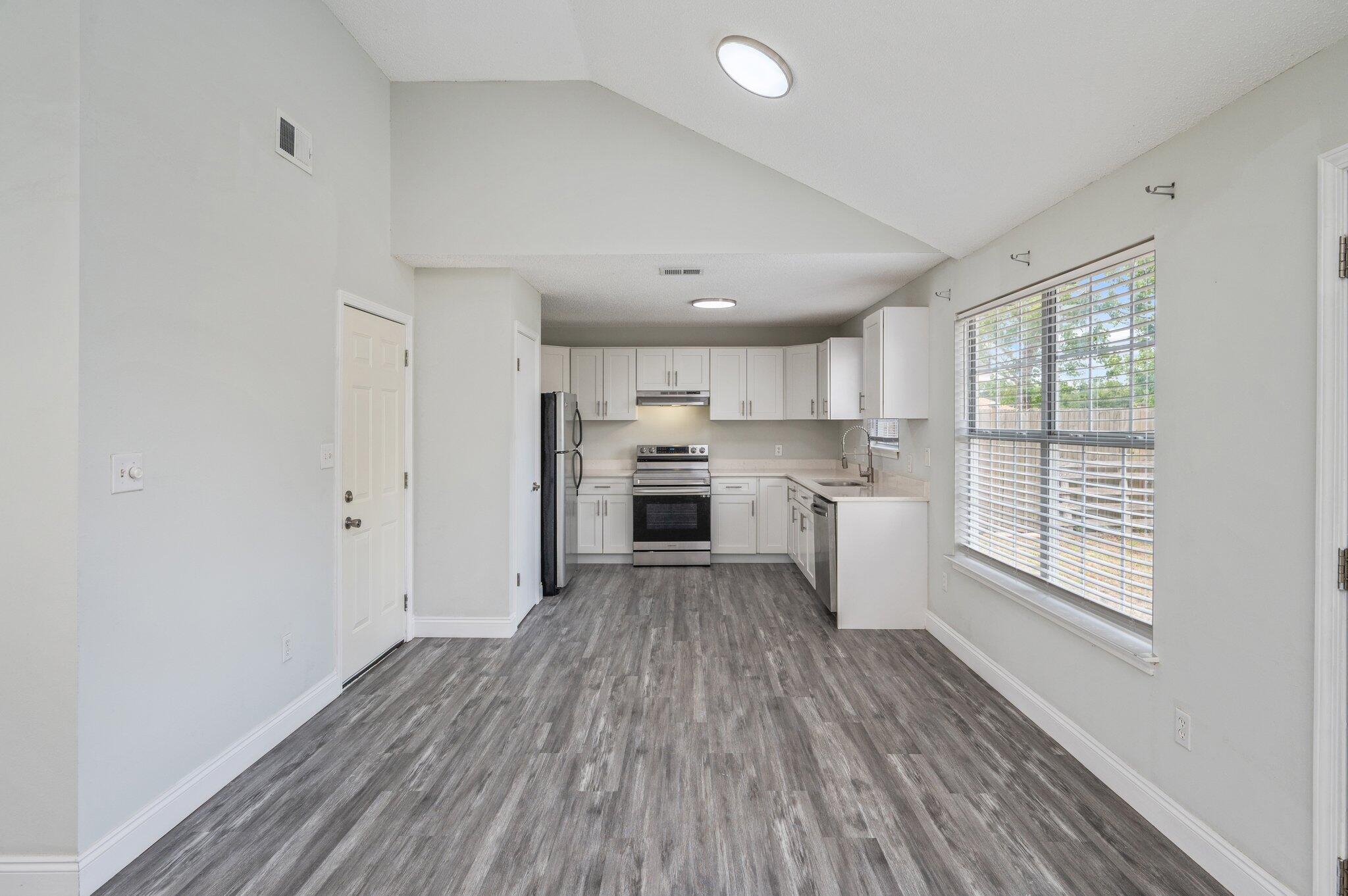 CARDINAL ESTATES - Residential