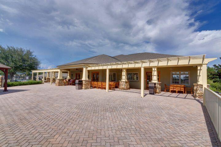 HAMMOCK BAY - Residential