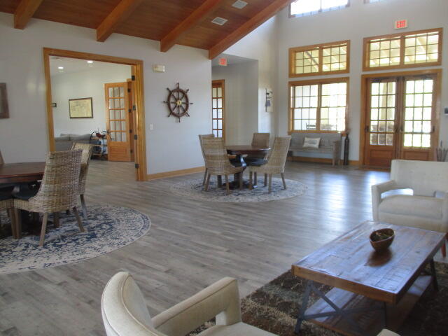 HAMMOCK BAY - Residential