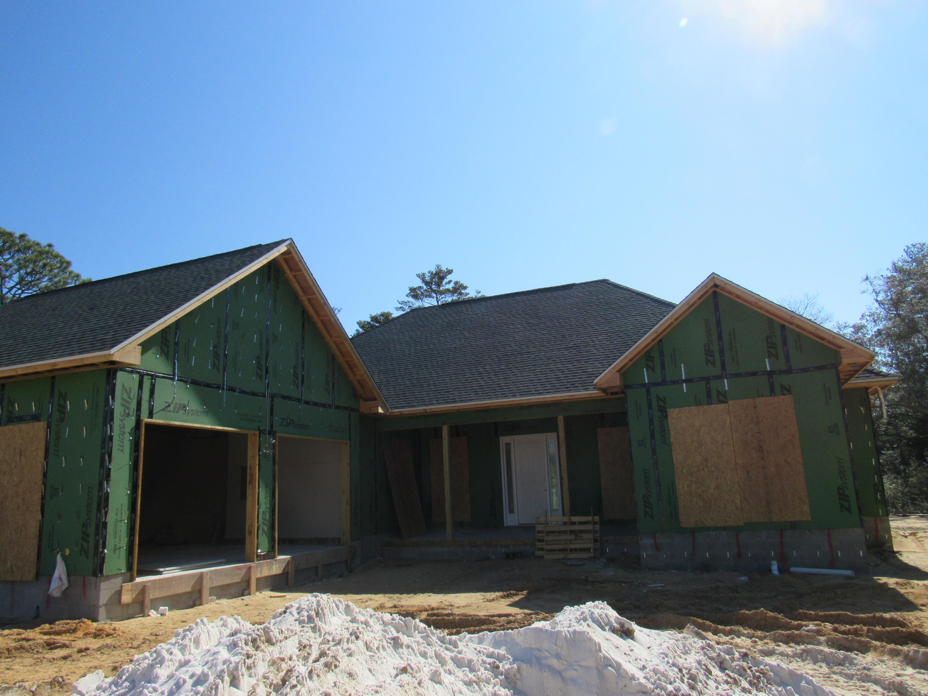 MAGNOLIA WOODS - Residential