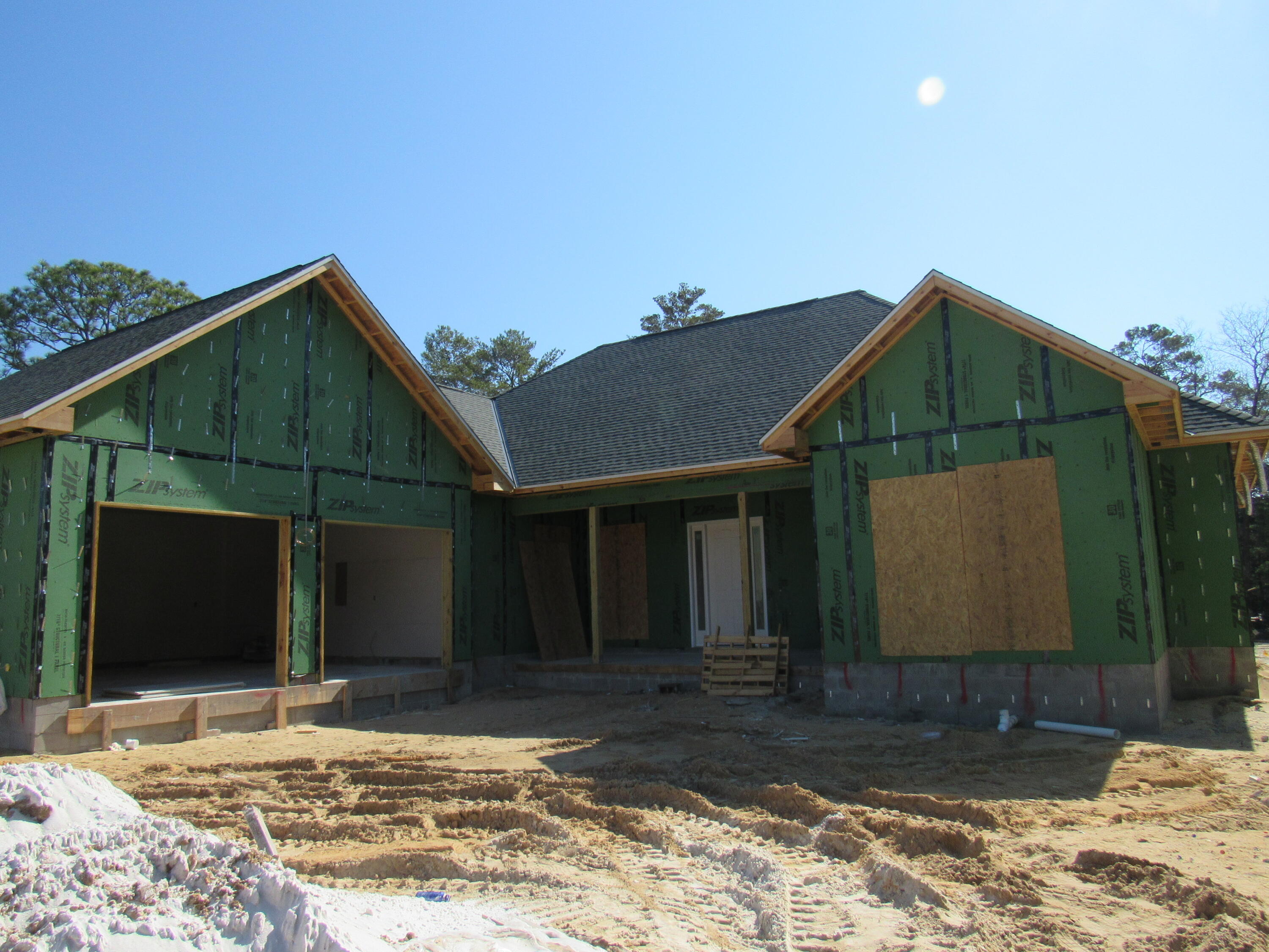 MAGNOLIA WOODS - Residential