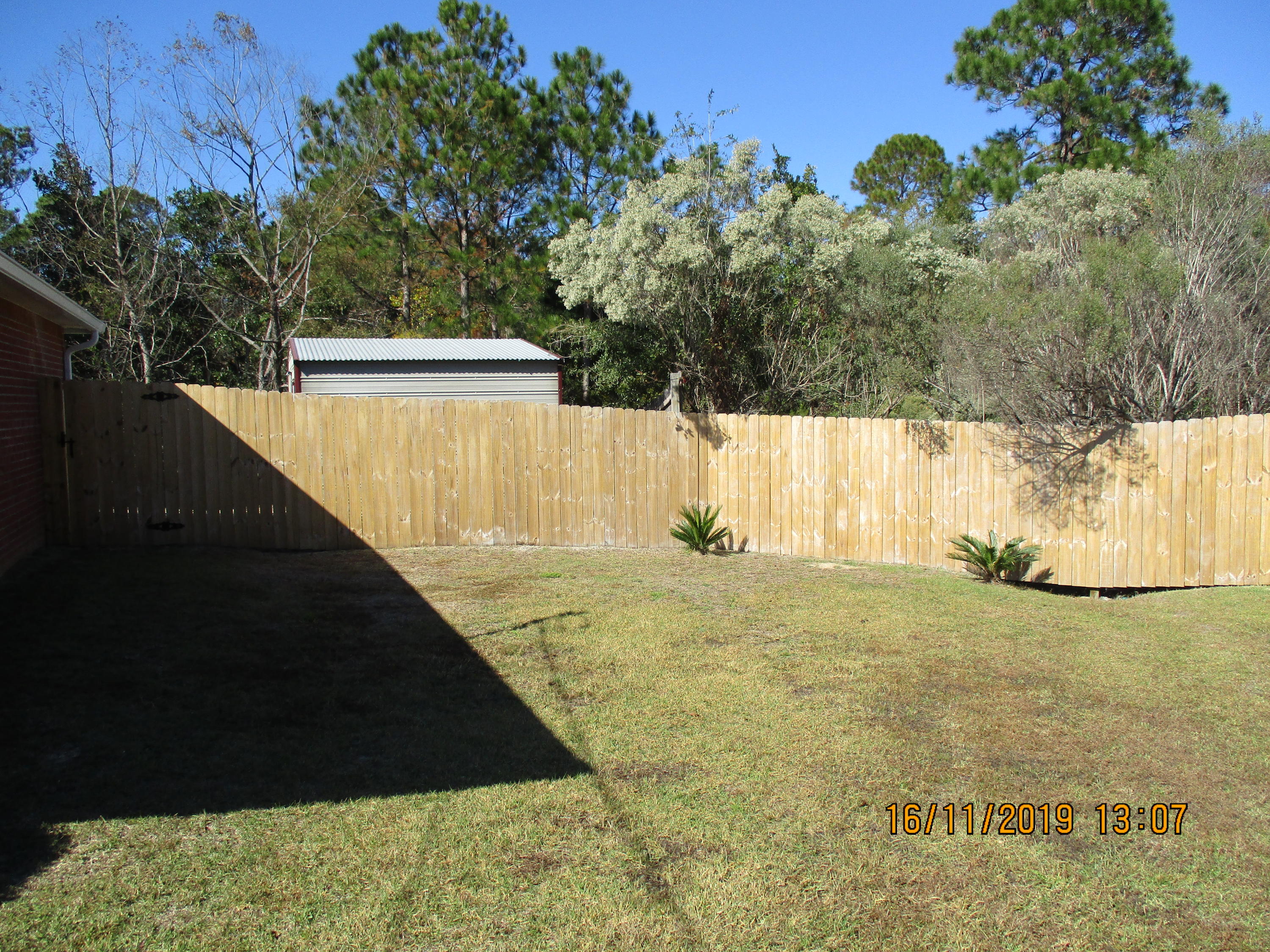 CRESTVIEW SUBURB (231000.00) - Residential