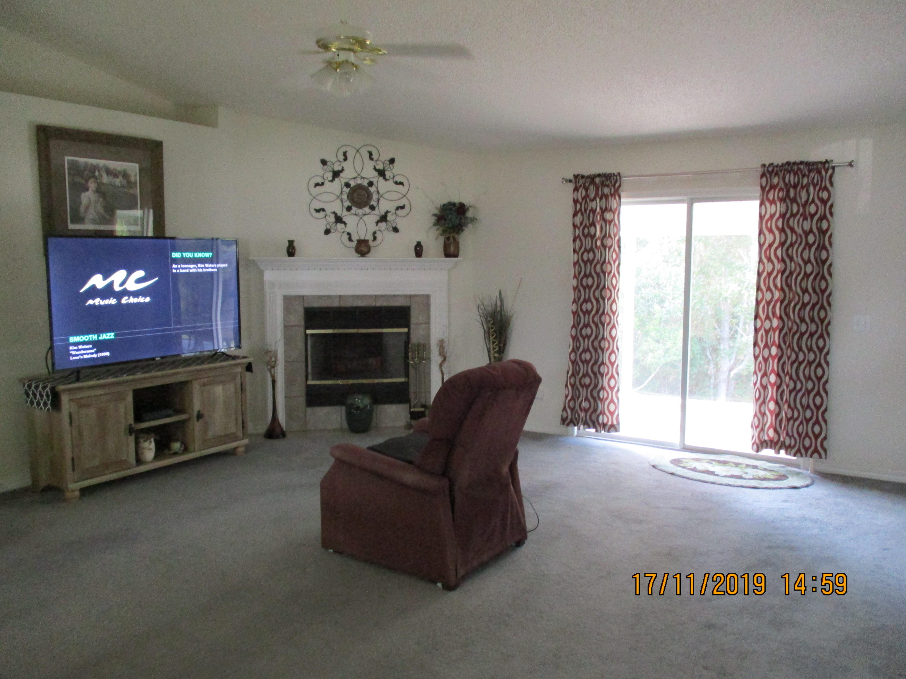 CRESTVIEW SUBURB (231000.00) - Residential