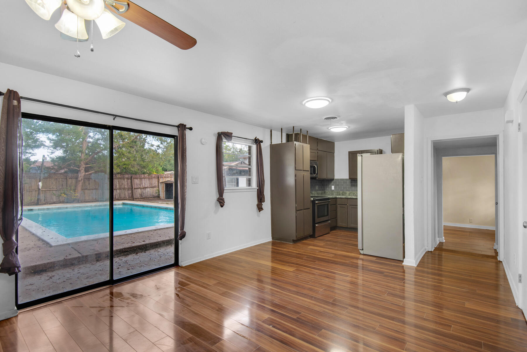 HIGHLAND PARK - Residential