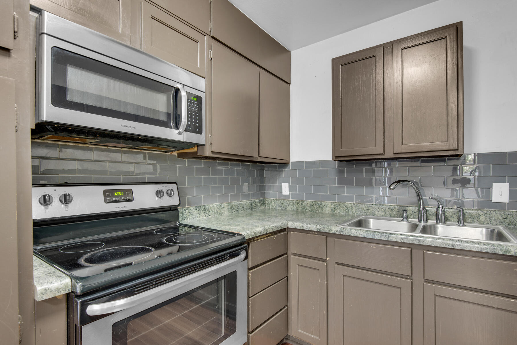 HIGHLAND PARK - Residential