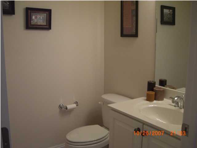 CROSS CREEK - Residential Lease