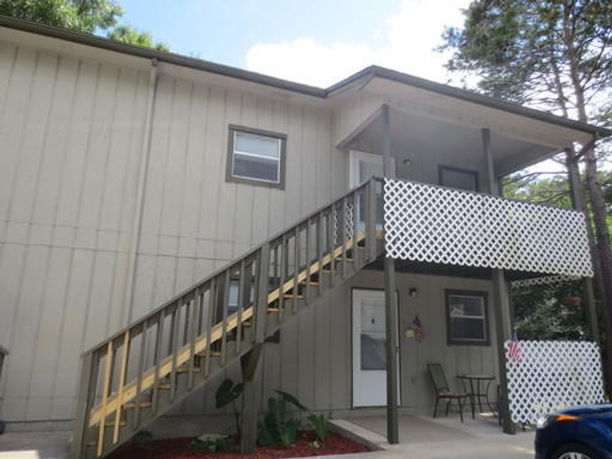 Large lot may accommodate an additional duplex or fourplex with county approval. Located in the Heart of Fort Walton Beach. It is right off of Beal Parkway where there are stores, restaurants, and shopping right at your fingertips as well as easy access to all Air Force Bases. Income annually $40,500. Fantastic opportunity for income producing fourplex. All units, 2 bedroom, 1 bath with large laundry room, storage room, double closets with lots of parking. Washers and Dryers do not convey.