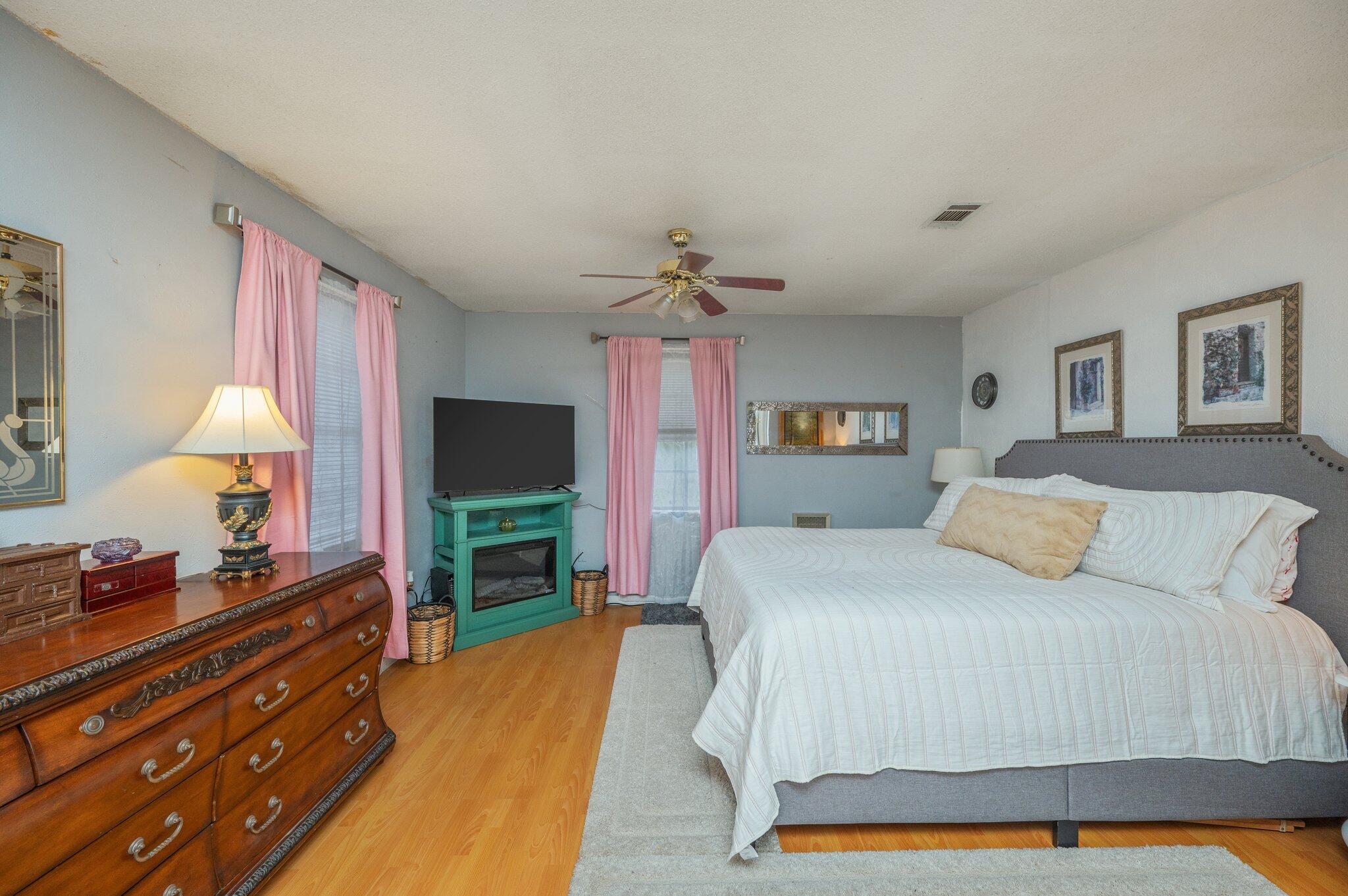 FERDON HEIGHTS - Residential