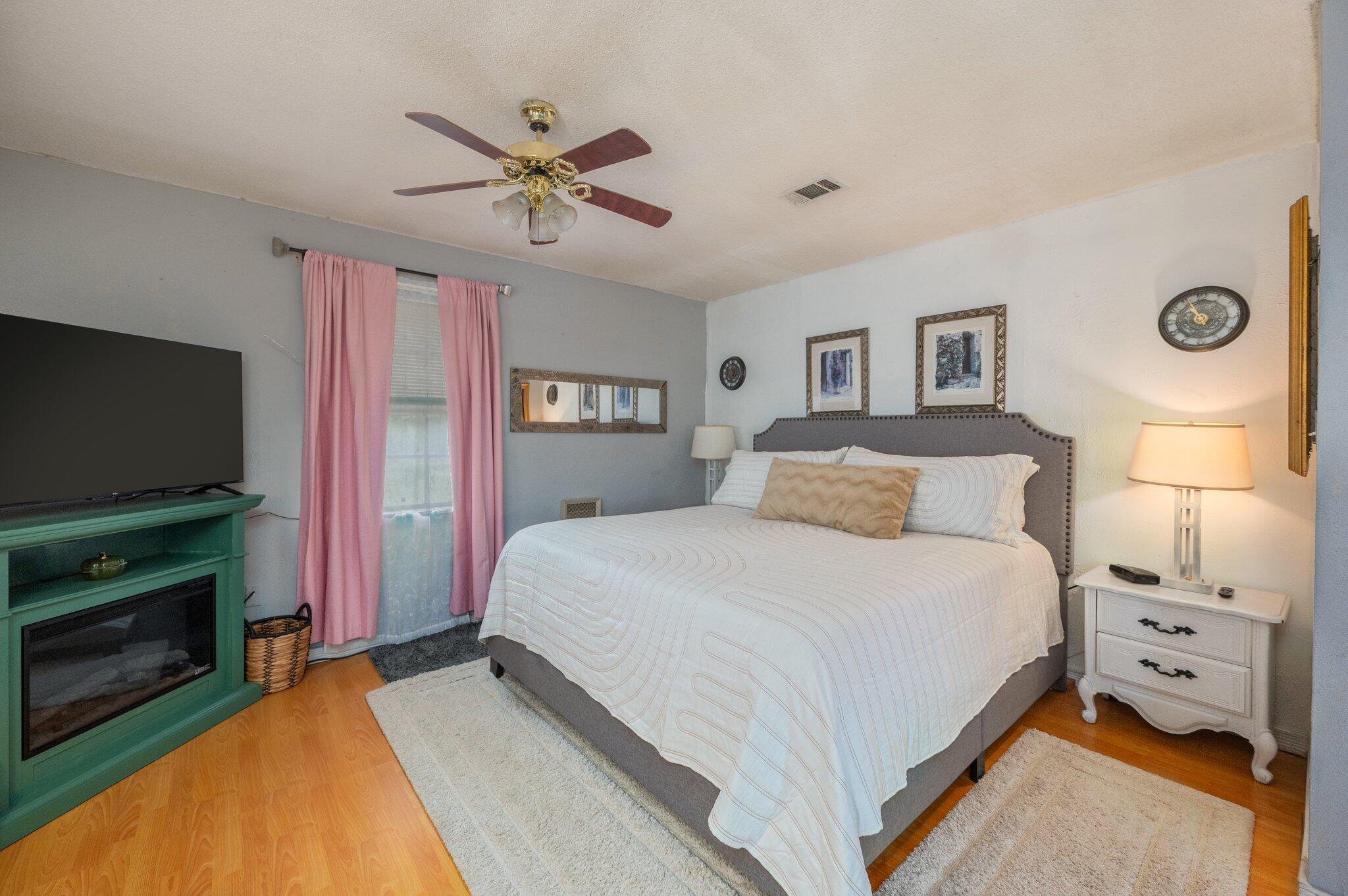 FERDON HEIGHTS - Residential