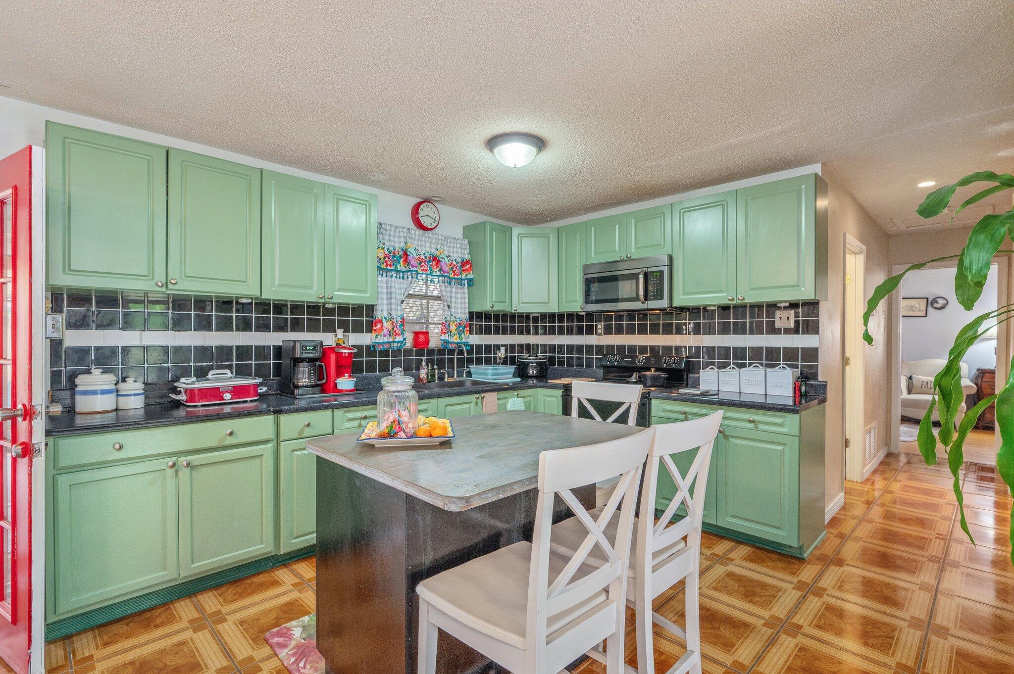 FERDON HEIGHTS - Residential