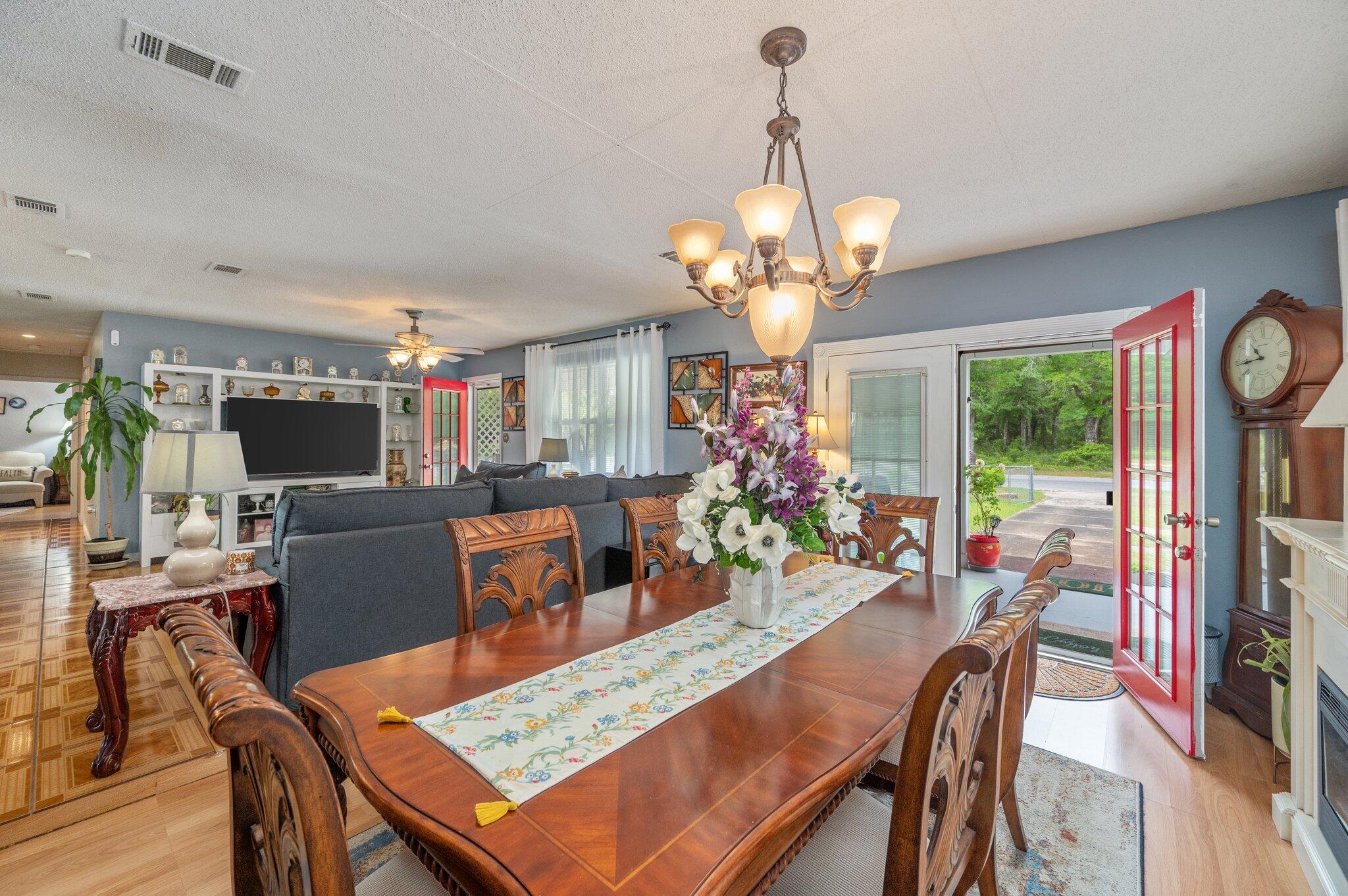 FERDON HEIGHTS - Residential