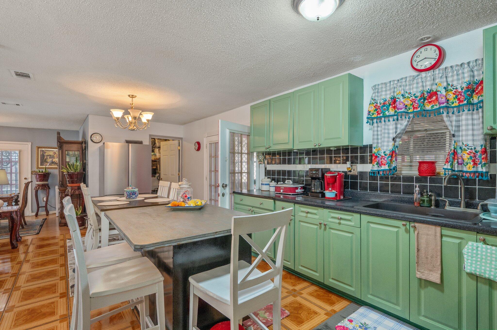 FERDON HEIGHTS - Residential