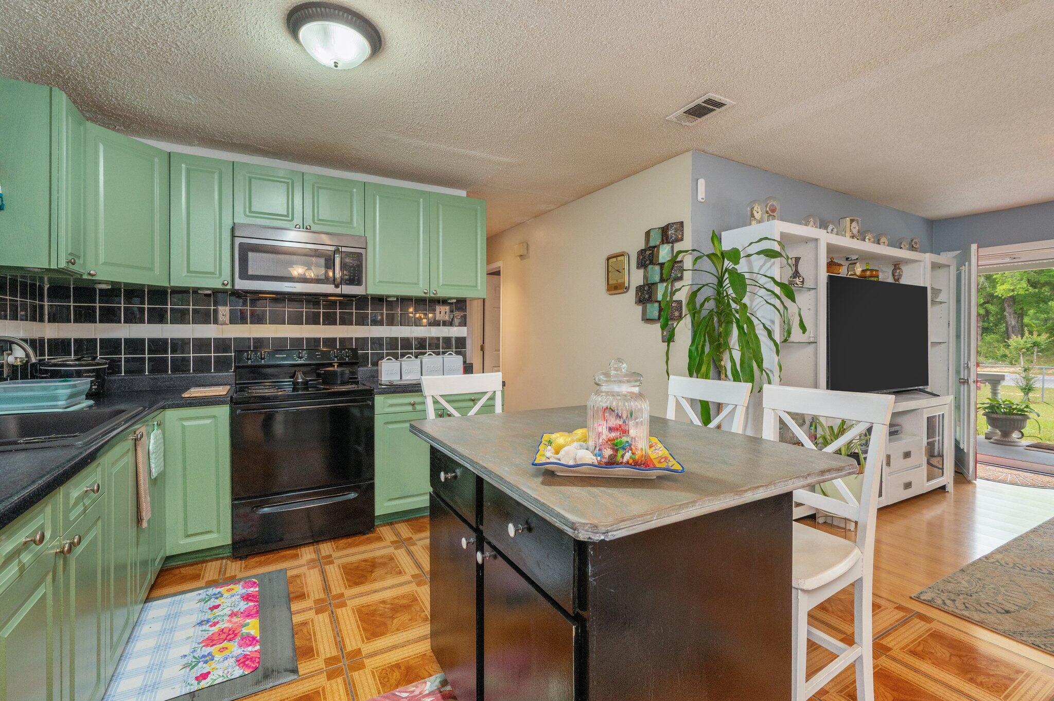 FERDON HEIGHTS - Residential
