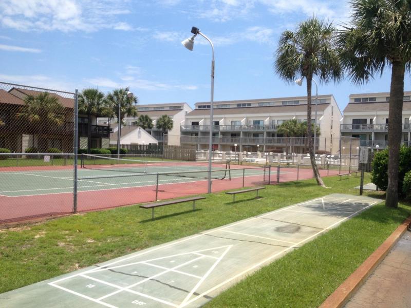 PORTSIDE CONDO - Residential