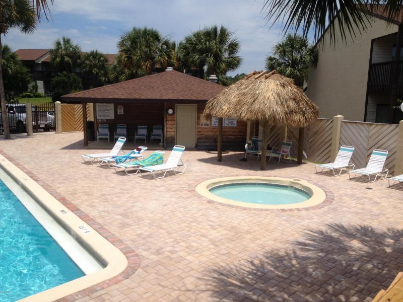 PORTSIDE CONDO - Residential