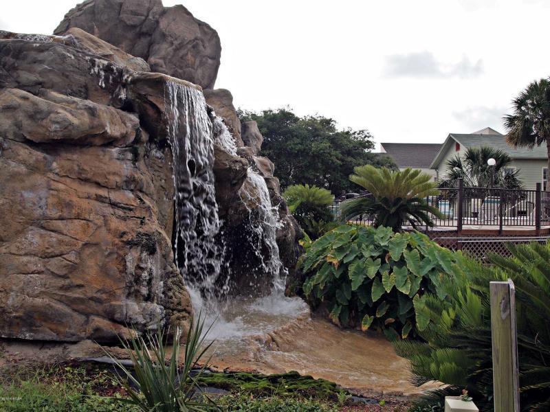 PORTSIDE CONDO - Residential