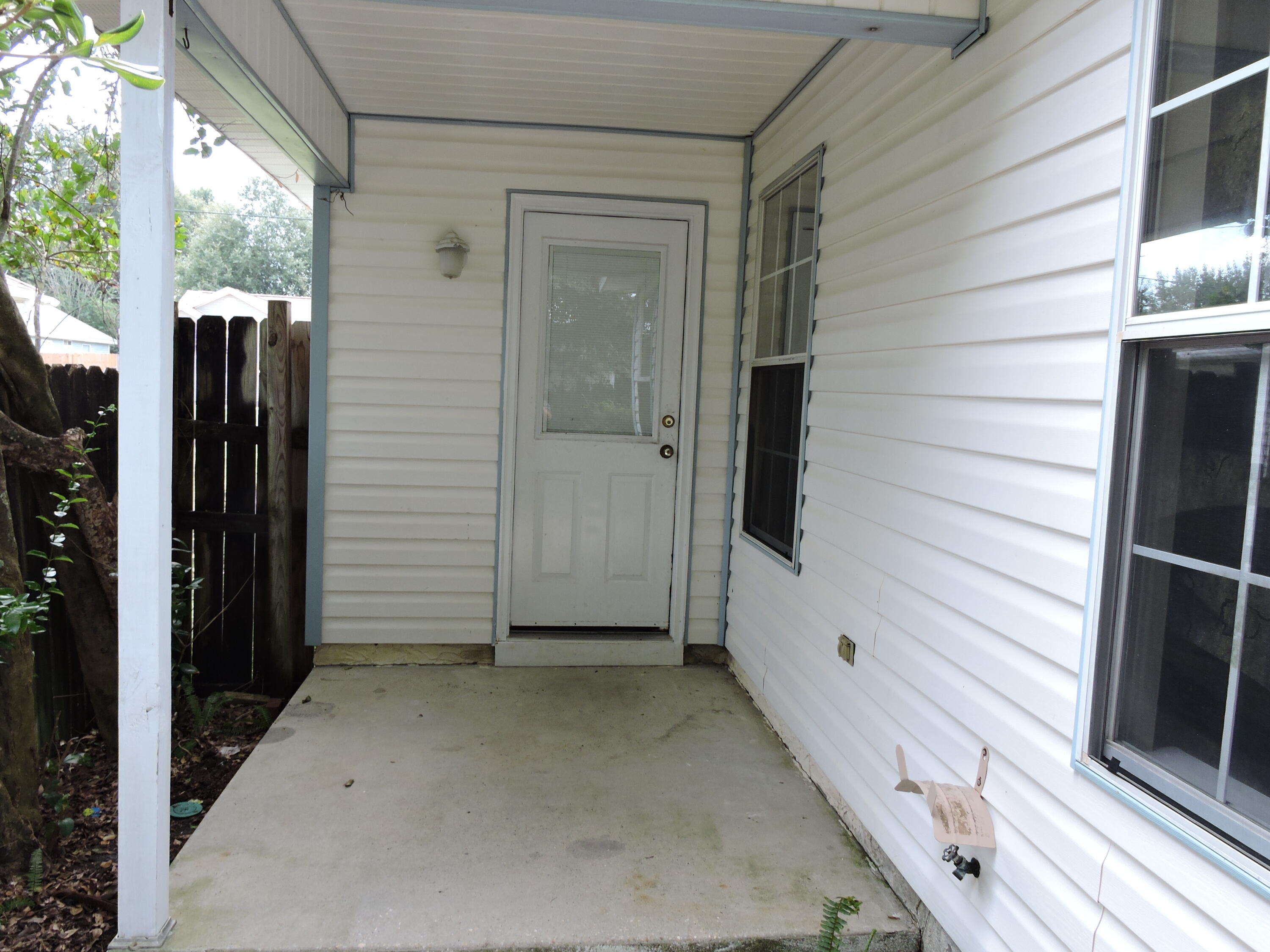 SOUTHWAY ESTATES - Residential Lease