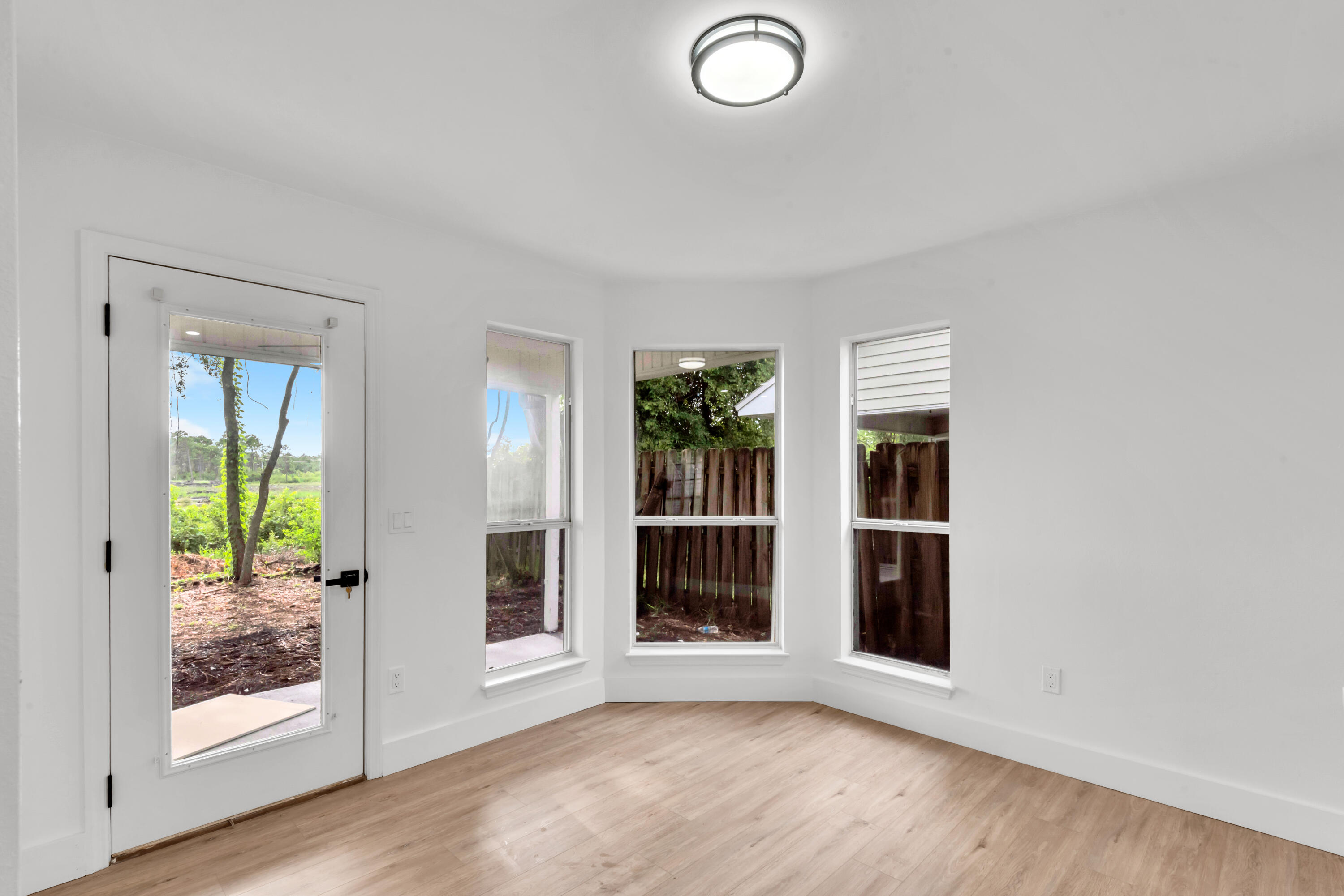 HERITAGE VILLAGE - Residential