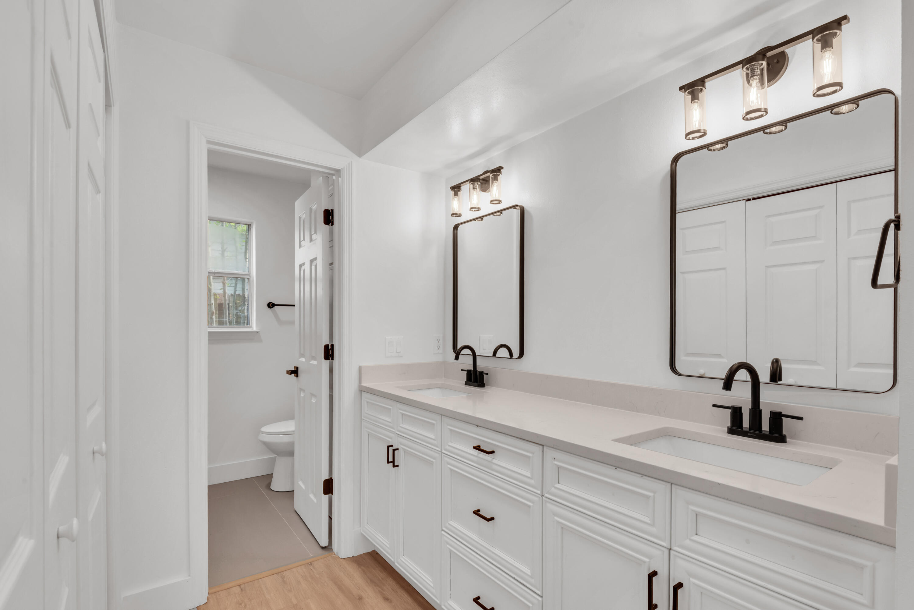 HERITAGE VILLAGE - Residential